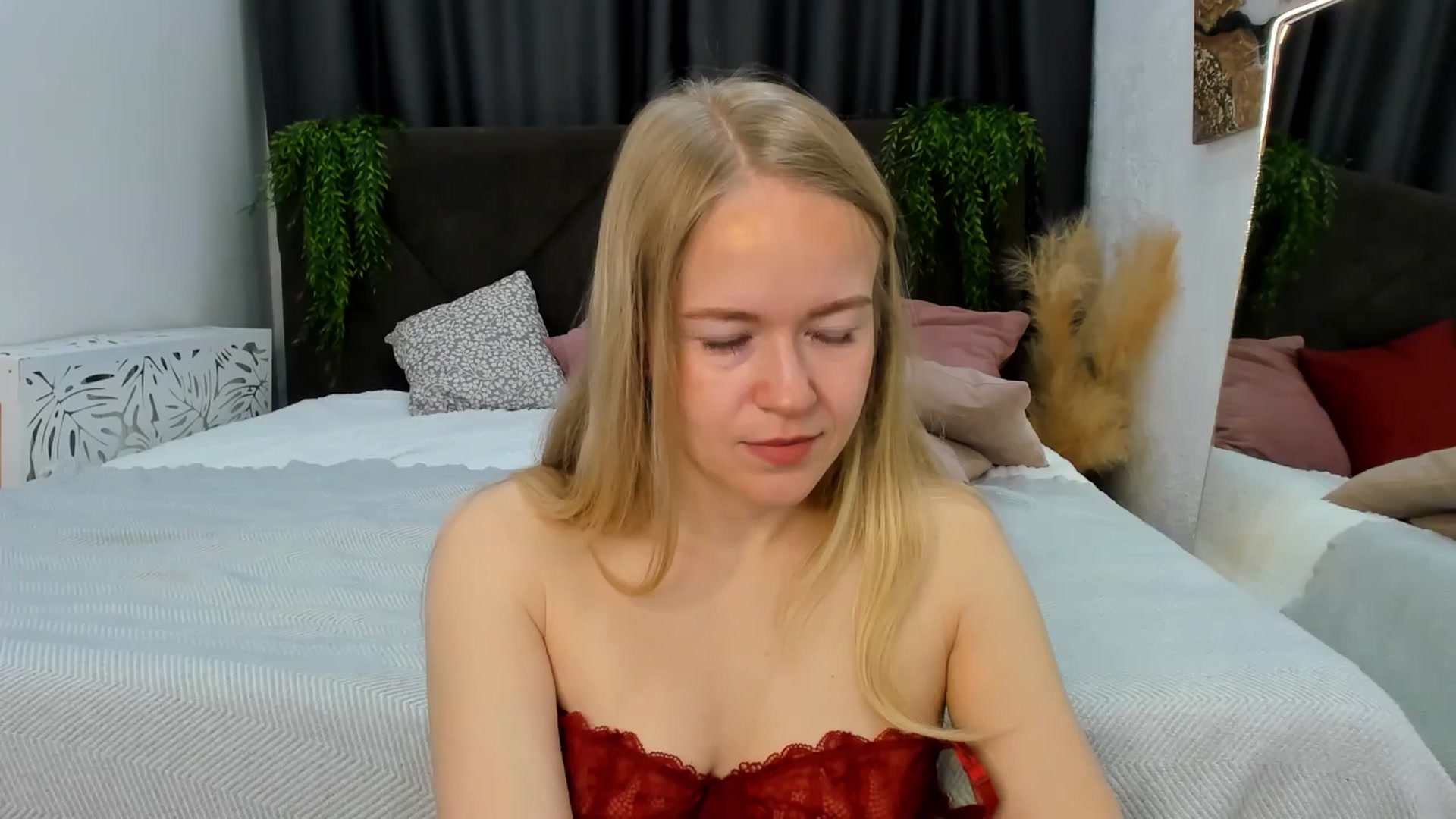 Gallery image thumbnail from Angel_Kristy's myfreecams stream on, 04/10/2025, 02:05 image 19 of 20