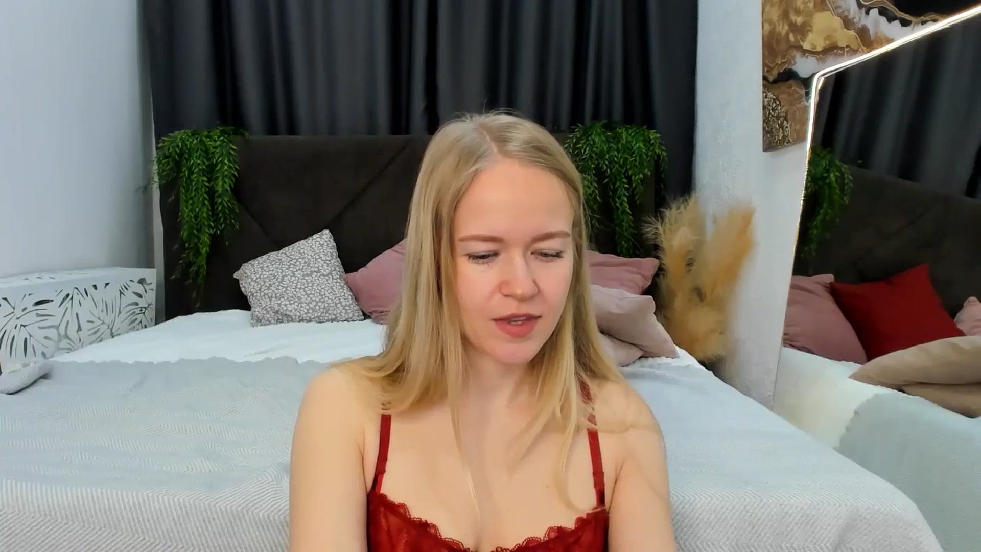Gallery image thumbnail from Angel_Kristy's myfreecams stream on, 04/10/2025, 03:00 image 11 of 20