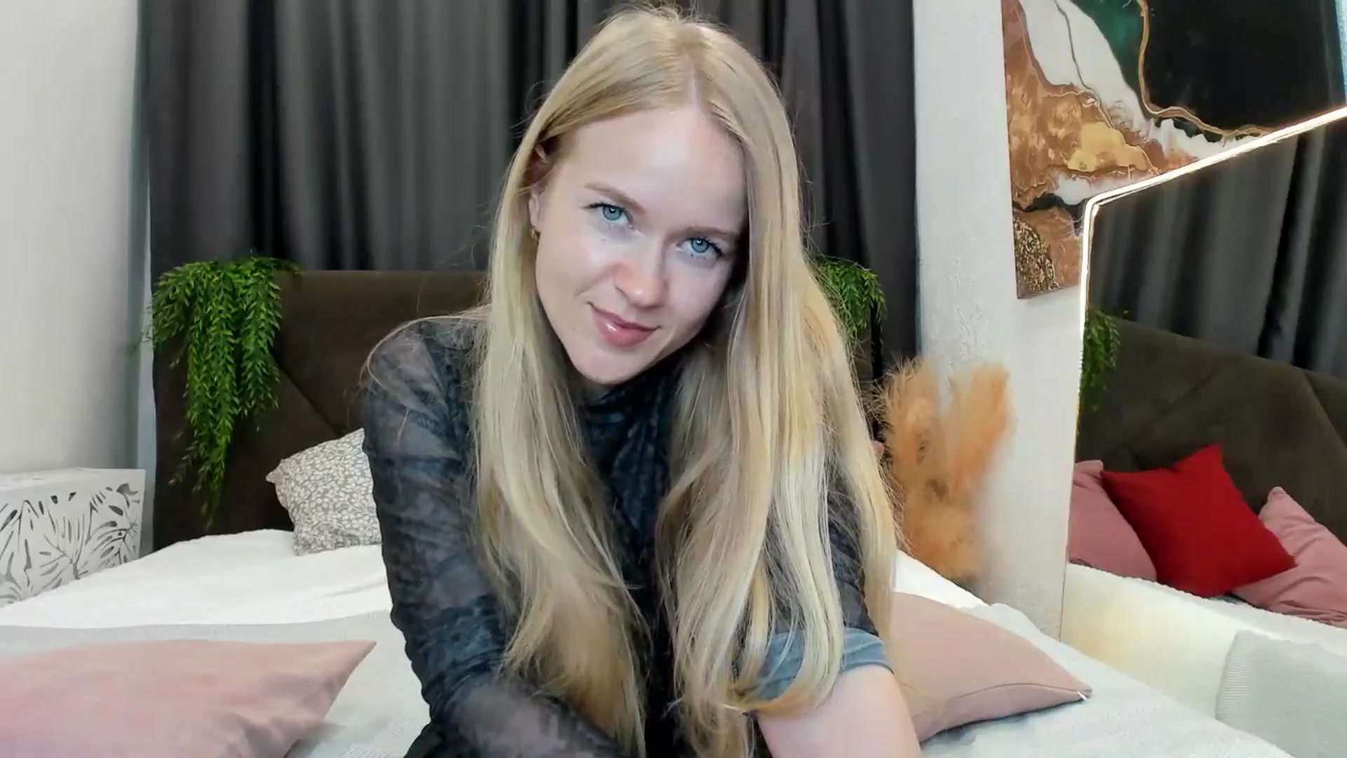 Gallery image thumbnail from Angel_Kristy's myfreecams stream on, 04/14/2025, 07:05 image 15 of 20