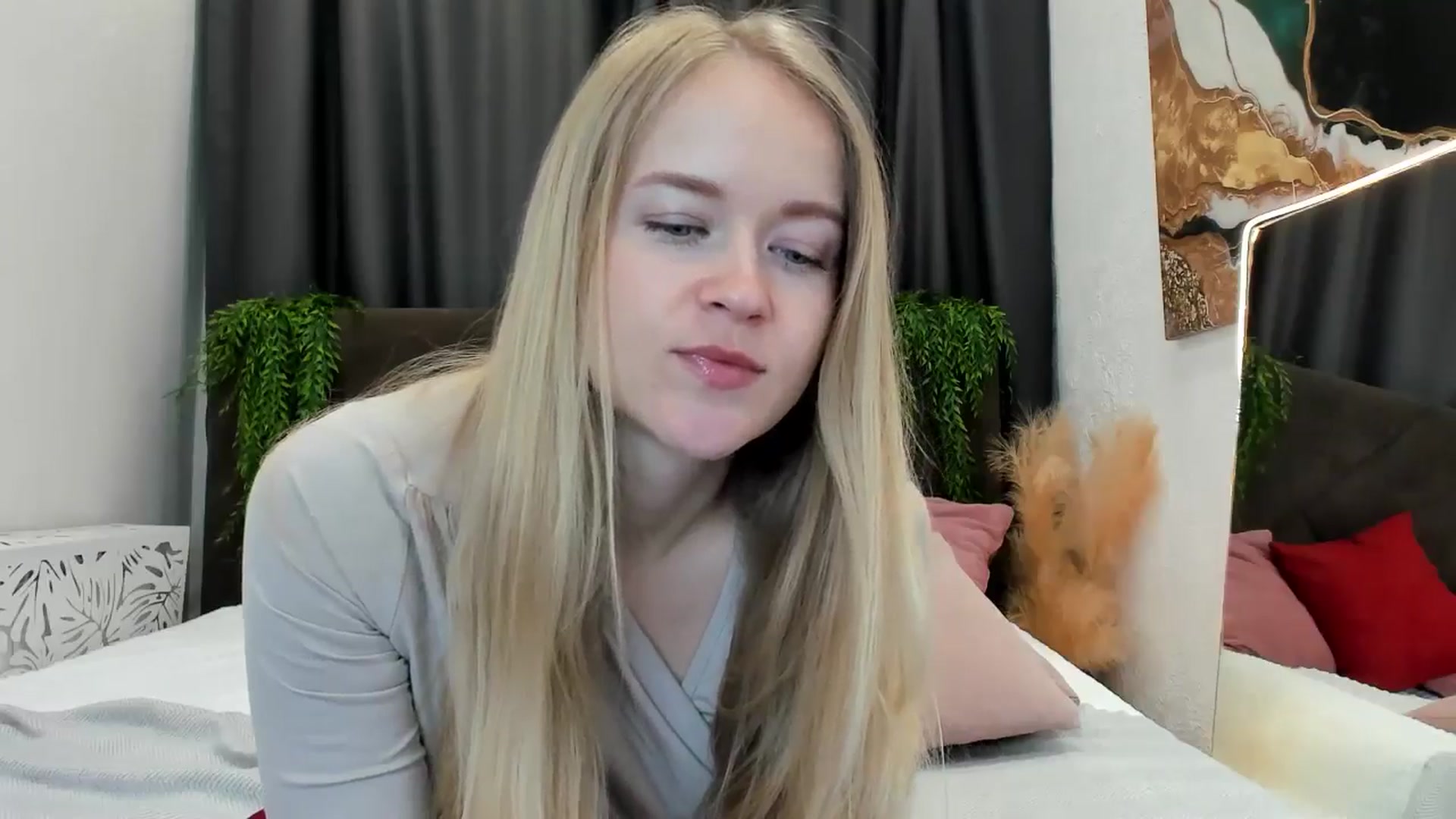 Gallery image thumbnail from Angel_Kristy's myfreecams stream on, 04/15/2025, 05:02 image 7 of 20