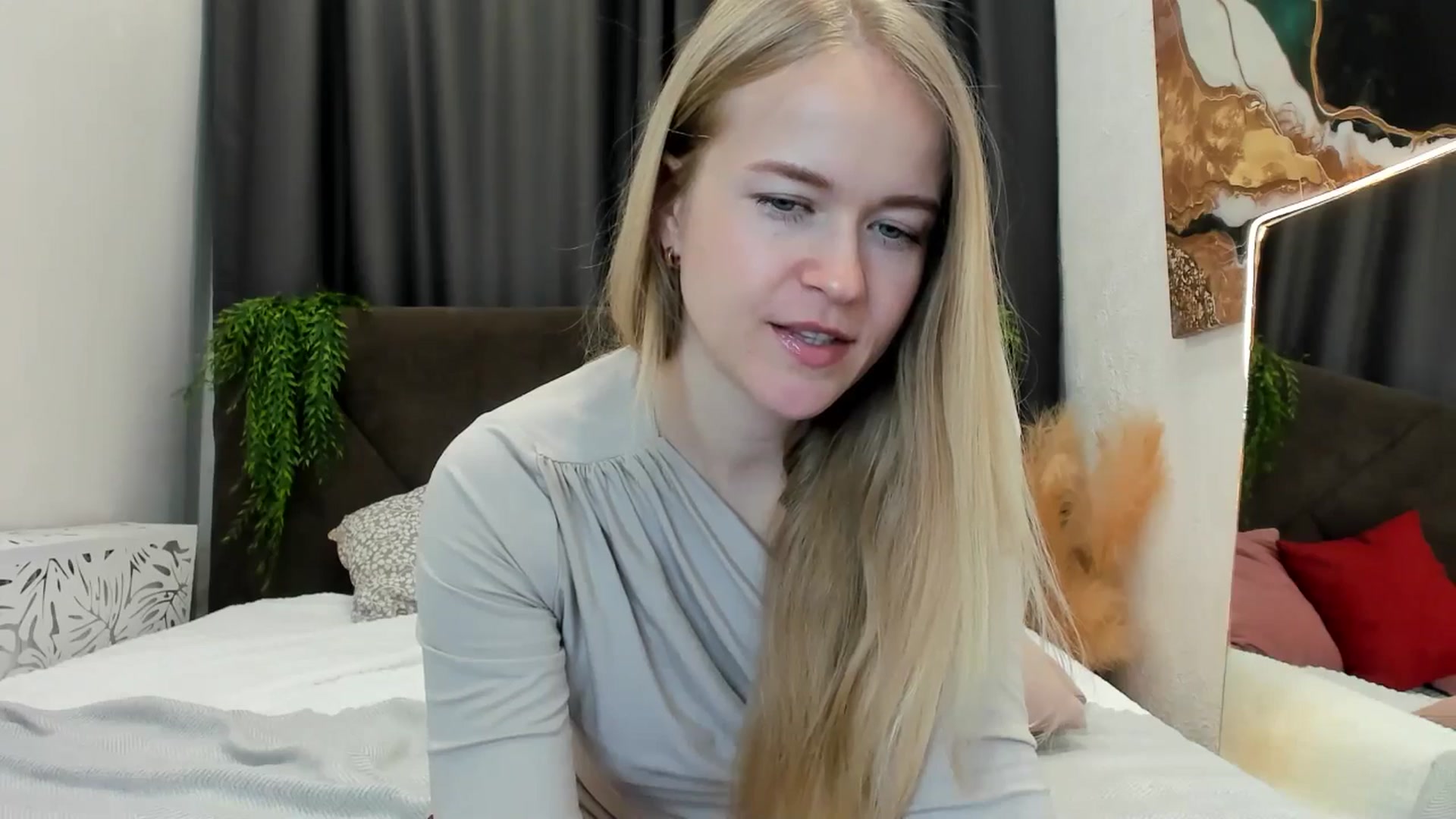 Gallery image thumbnail from Angel_Kristy's myfreecams stream on, 04/15/2025, 05:02 image 18 of 20