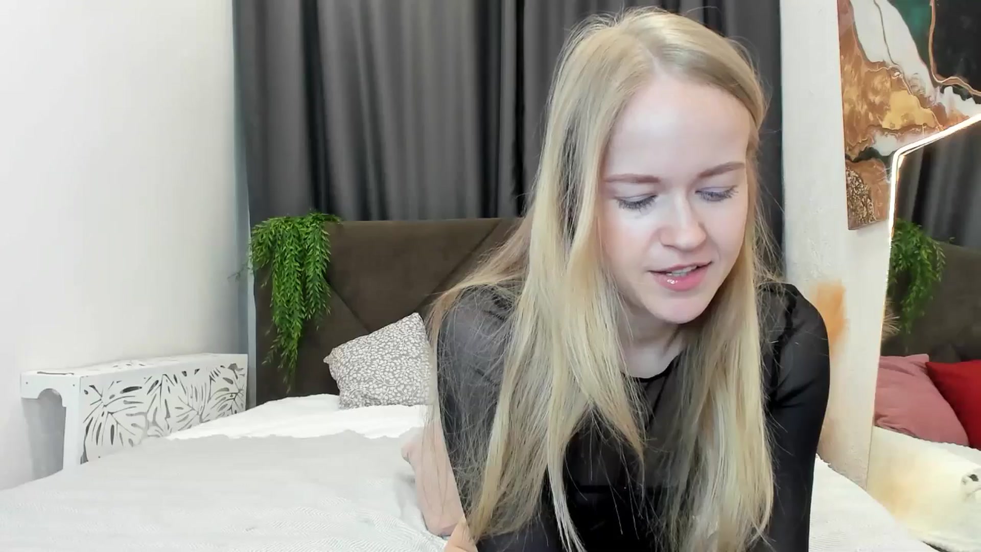 Gallery image thumbnail from Angel_Kristy's myfreecams stream on, 04/23/2025, 04:17 image 14 of 20