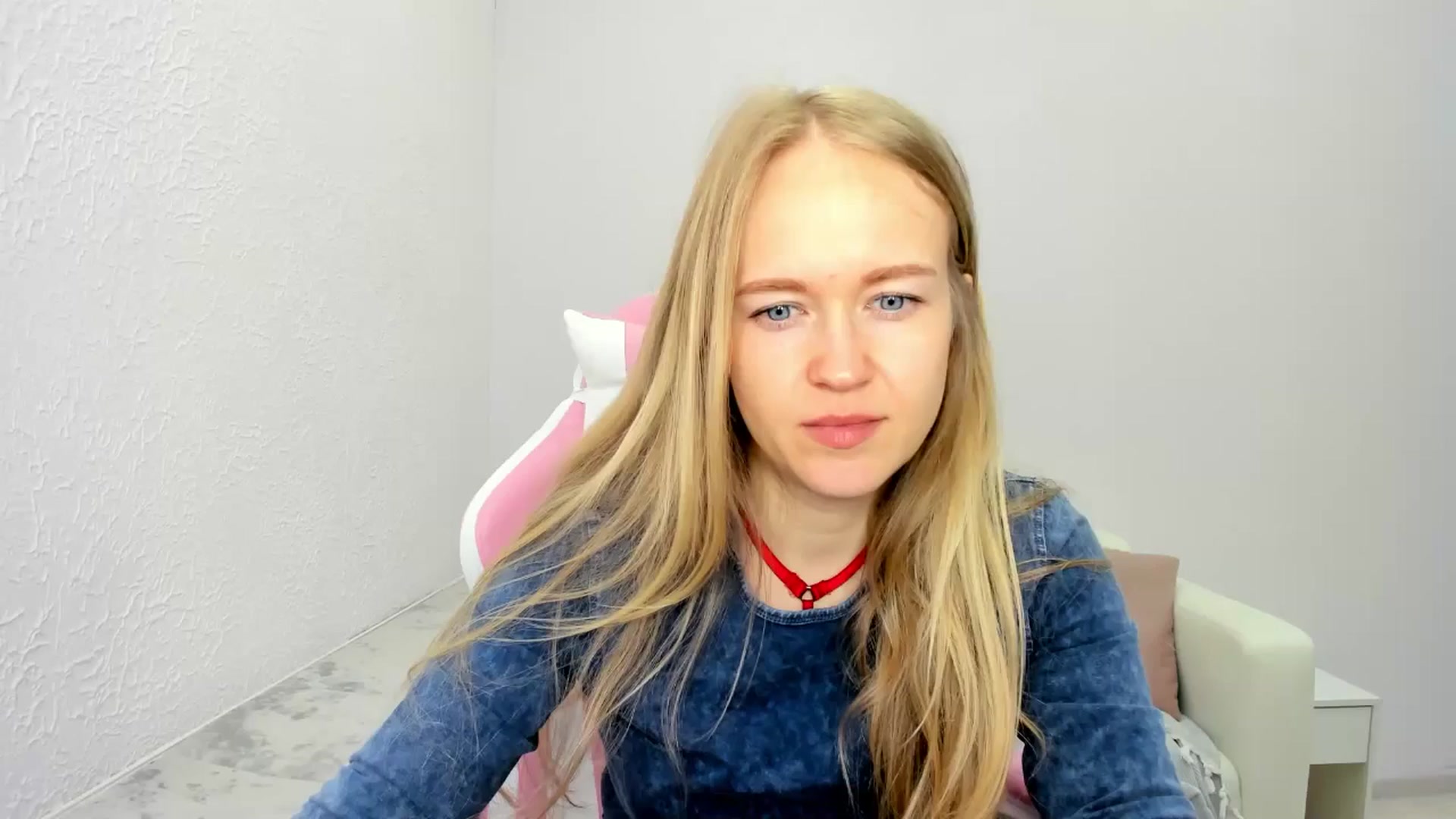 Gallery image thumbnail from Angel_Kristy's myfreecams stream on, 04/28/2025, 06:34 image 1 of 20