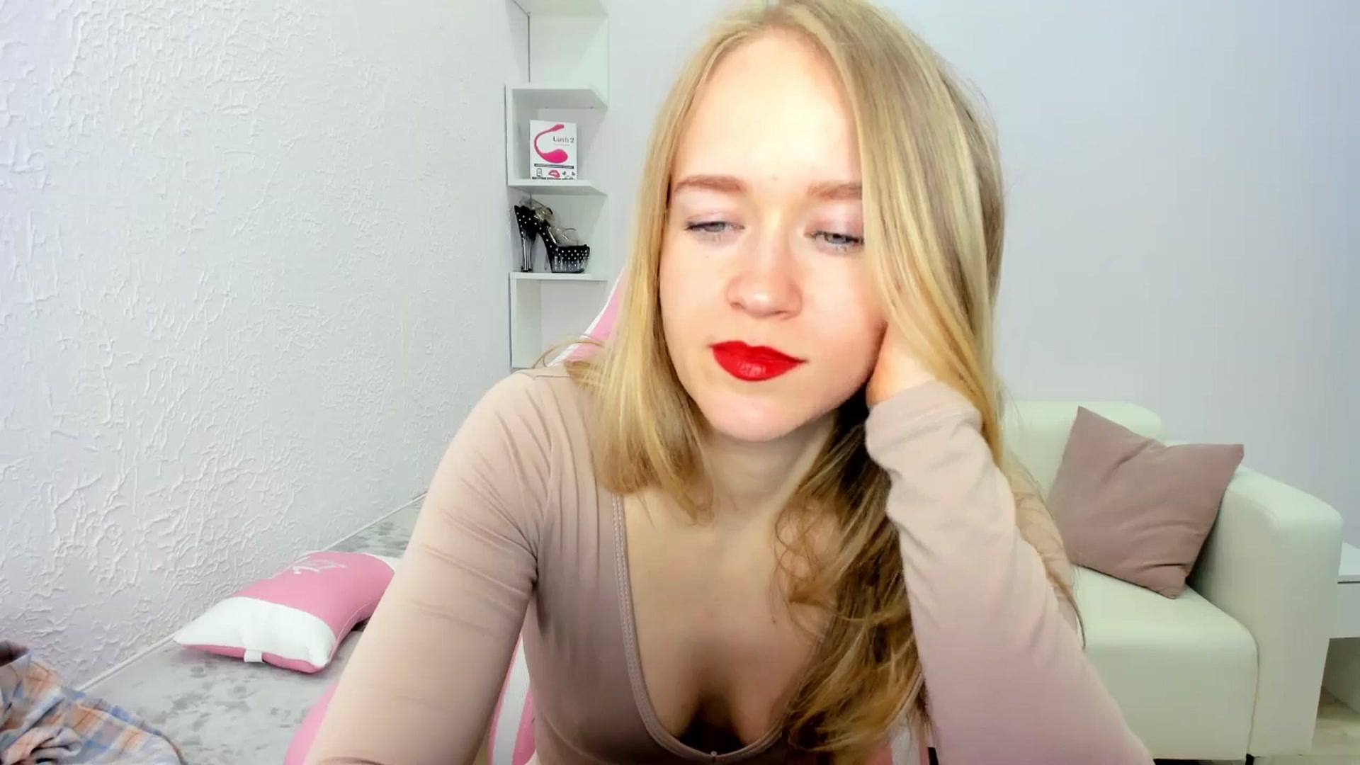 Gallery image thumbnail from Angel_Kristy's myfreecams stream on, 05/12/2025, 03:55 image 20 of 20