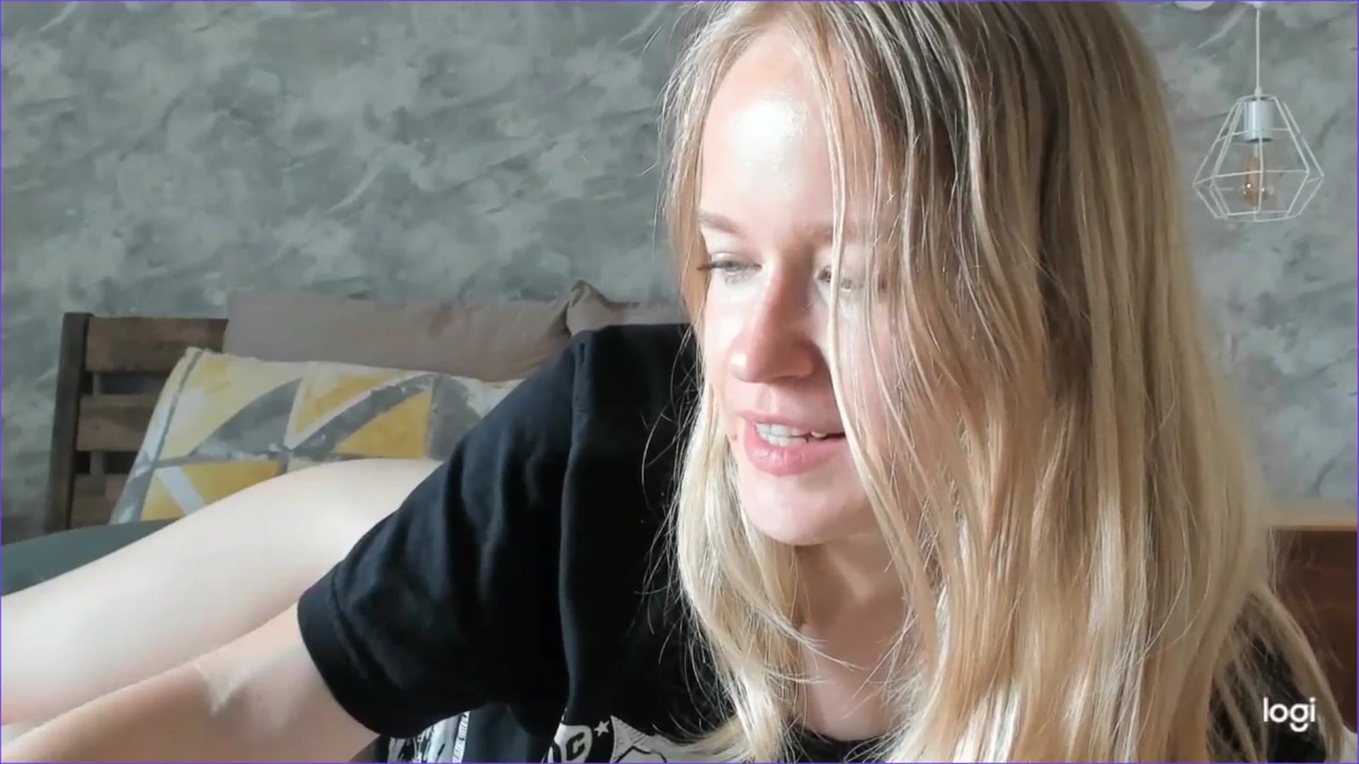 Gallery image thumbnail from Angel_Kristy's myfreecams stream on, 06/20/2025, 13:16 image 9 of 20