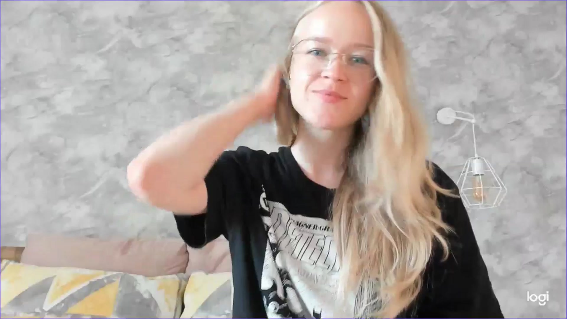 Gallery image thumbnail from Angel_Kristy's myfreecams stream on, 06/20/2025, 13:16 image 3 of 20