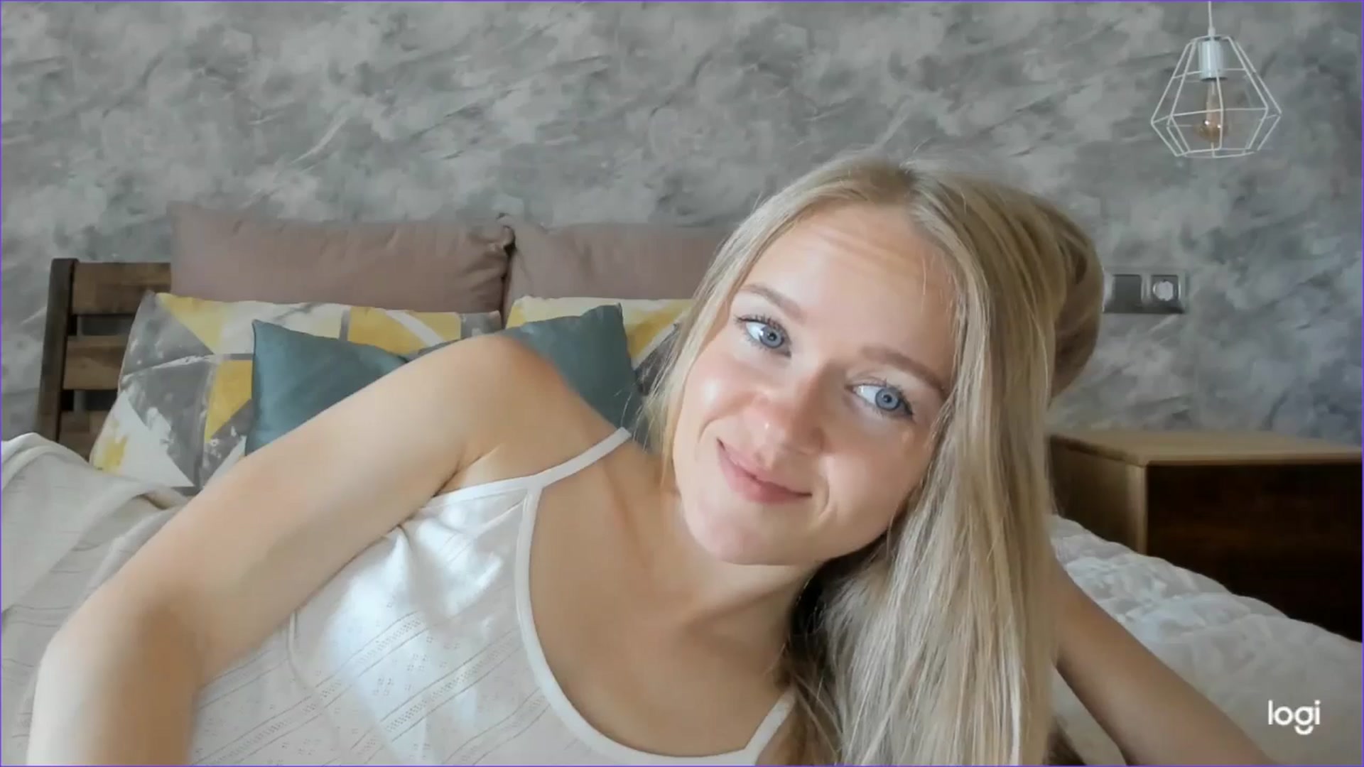 Gallery image thumbnail from Angel_Kristy's myfreecams stream on, 06/28/2025, 05:41 image 2 of 20
