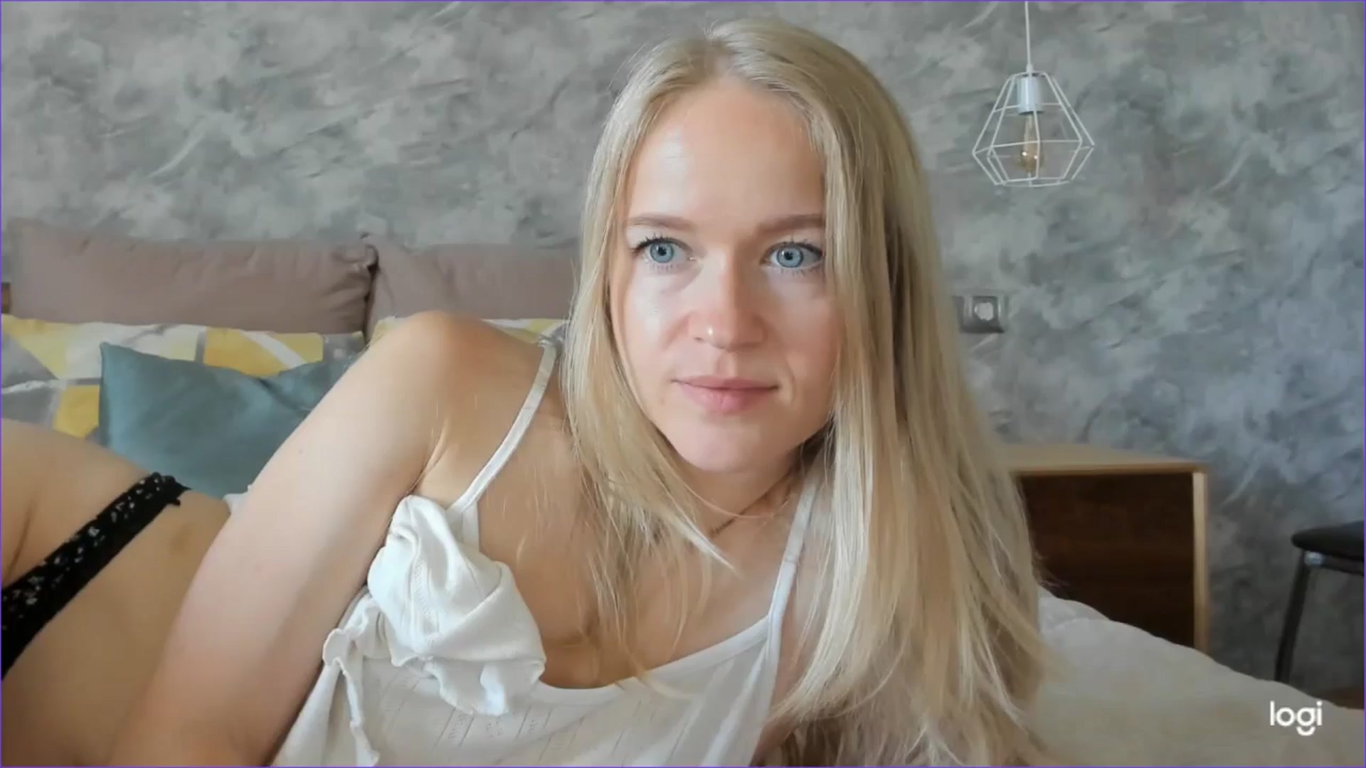 Gallery image thumbnail from Angel_Kristy's myfreecams stream on, 06/28/2025, 05:41 image 4 of 20