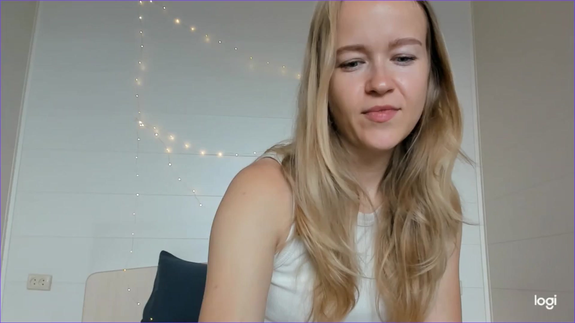 Gallery image thumbnail from Angel_Kristy's myfreecams stream on, 07/07/2025, 03:11 image 9 of 20
