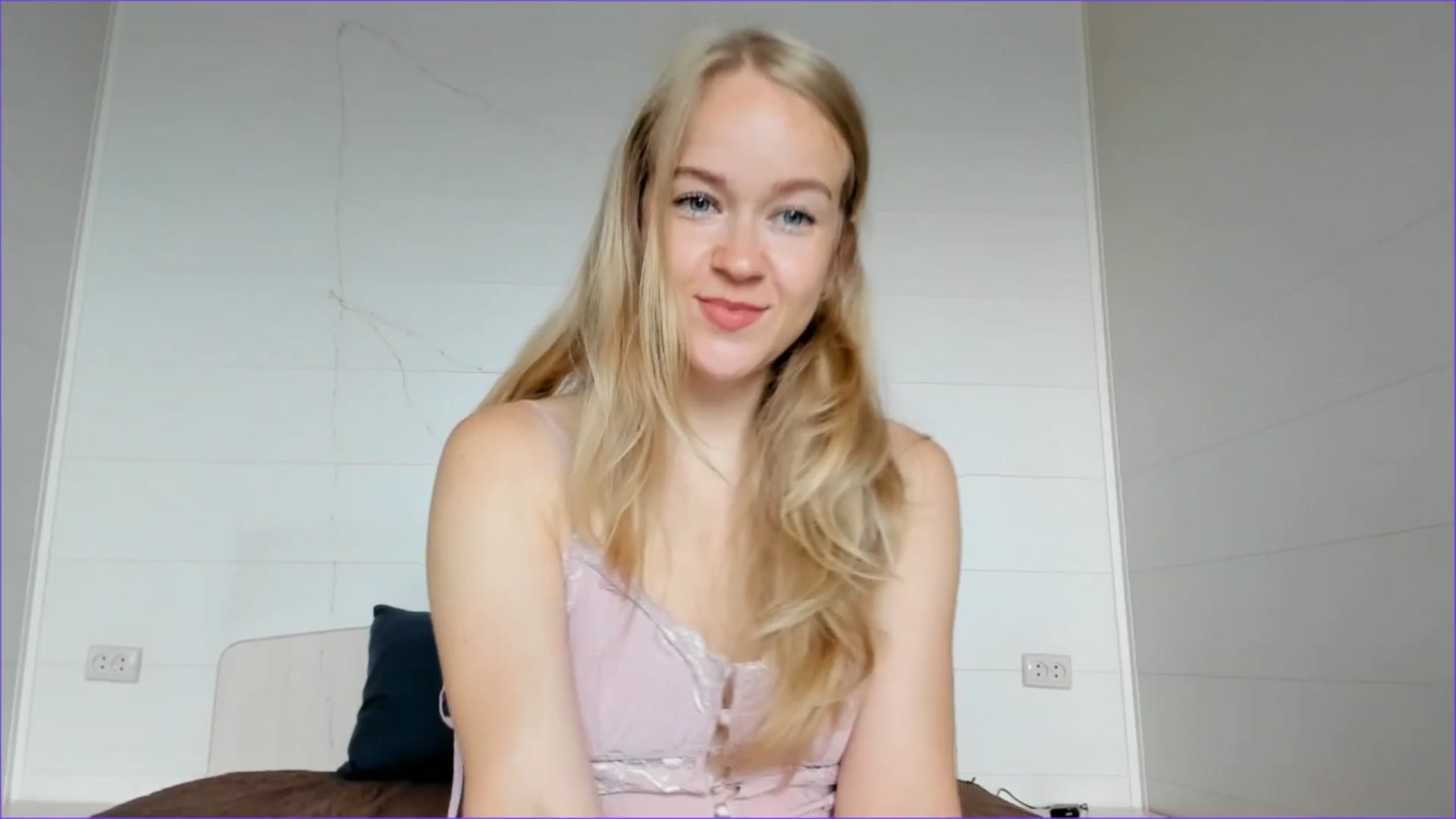Gallery image thumbnail from Angel_Kristy's myfreecams stream on, 07/08/2025, 02:14 image 18 of 20