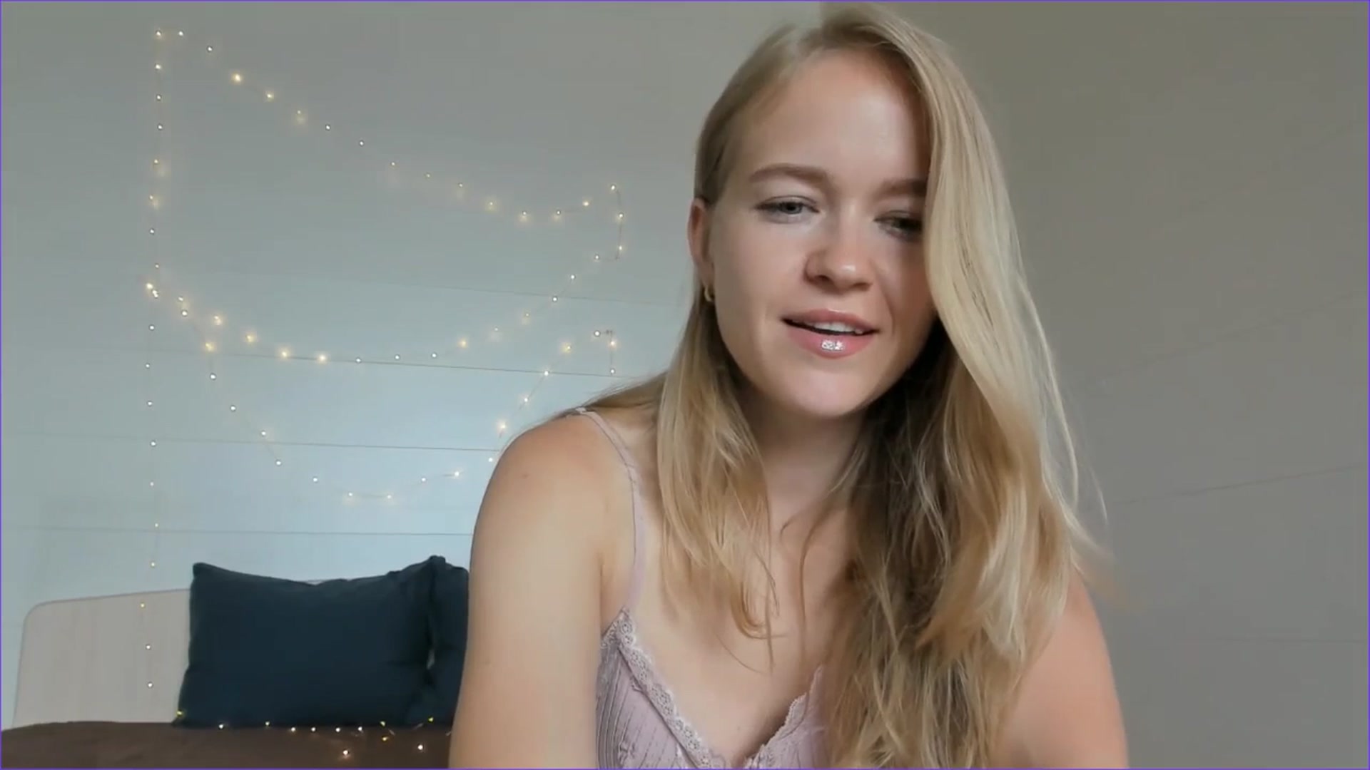 Gallery image thumbnail from Angel_Kristy's myfreecams stream on, 07/08/2025, 05:58 image 9 of 20