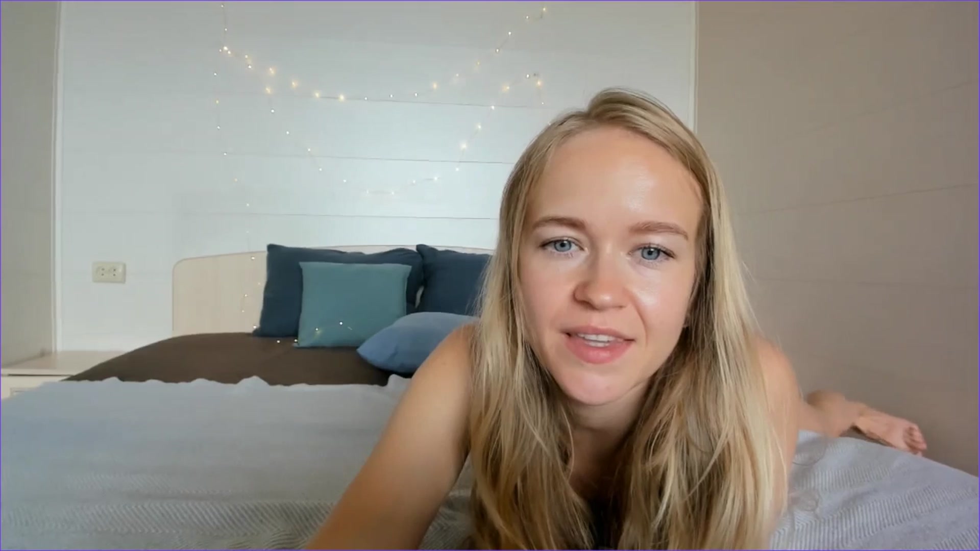 Gallery image thumbnail from Angel_Kristy's myfreecams stream on, 07/12/2025, 07:33 image 10 of 20