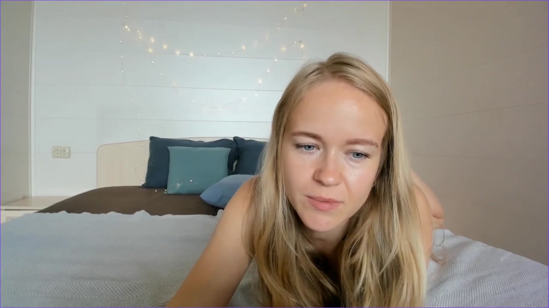 Gallery image thumbnail from Angel_Kristy's myfreecams stream on, 07/12/2025, 07:33 image 7 of 20