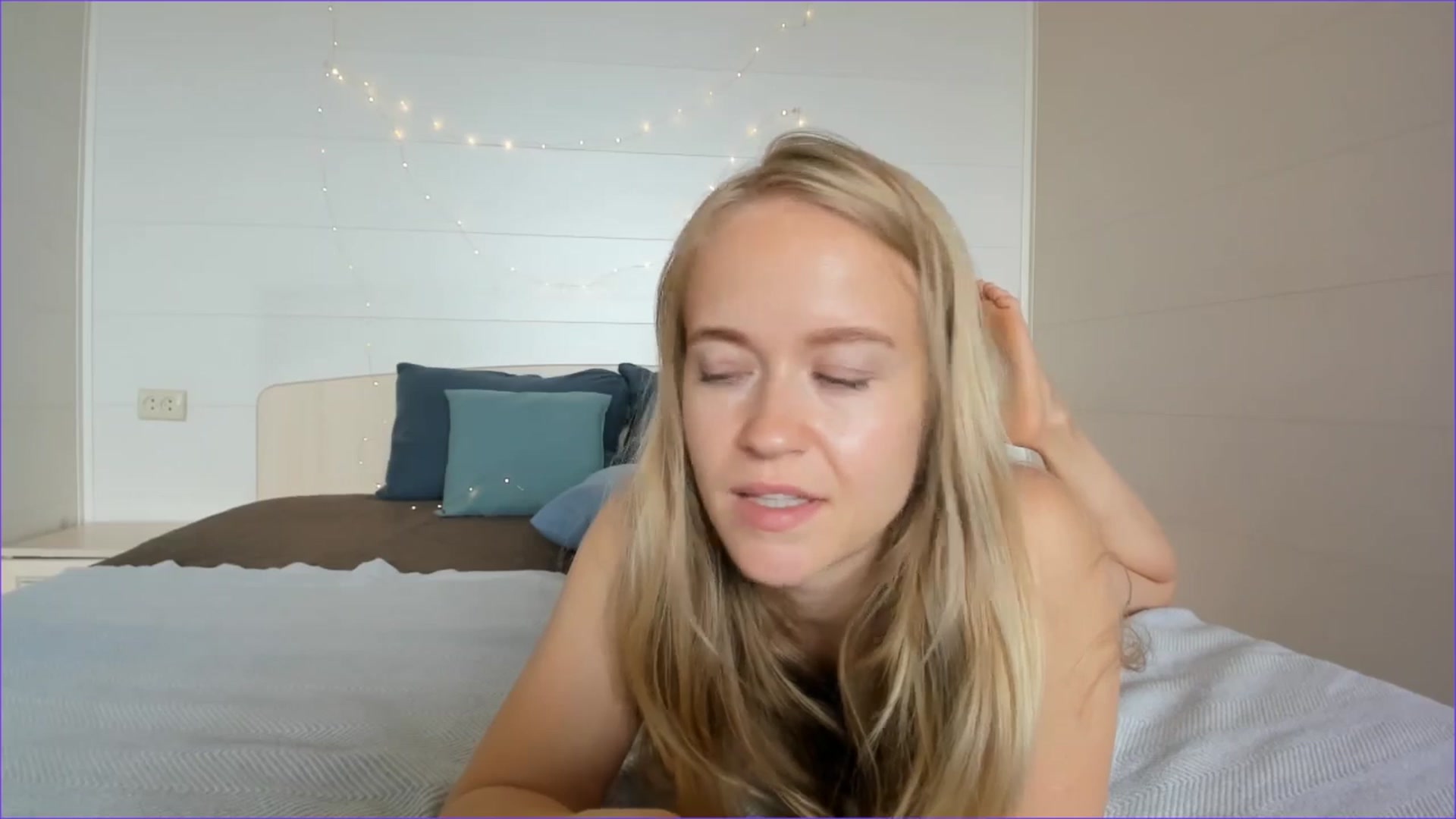 Gallery image thumbnail from Angel_Kristy's myfreecams stream on, 07/12/2025, 07:33 image 6 of 20