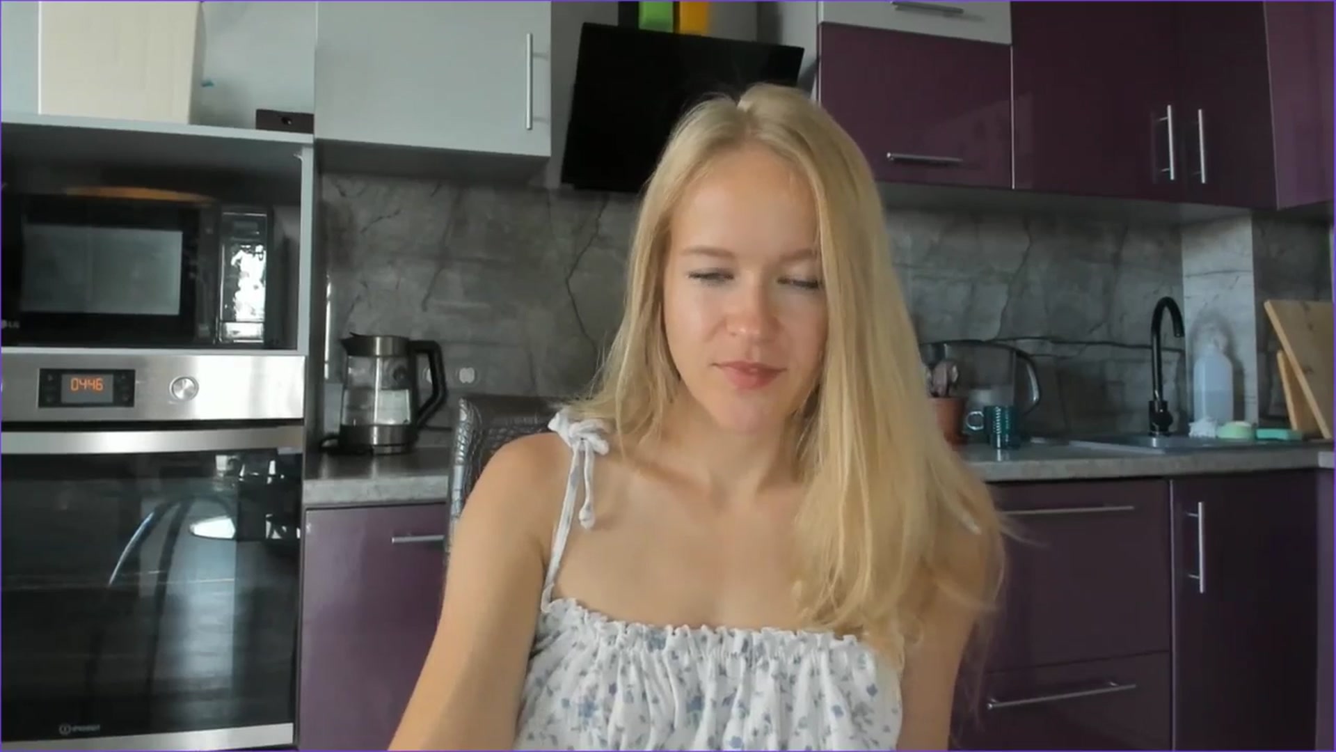 Gallery image thumbnail from Angel_Kristy's myfreecams stream on, 07/31/2025, 01:59 image 6 of 20