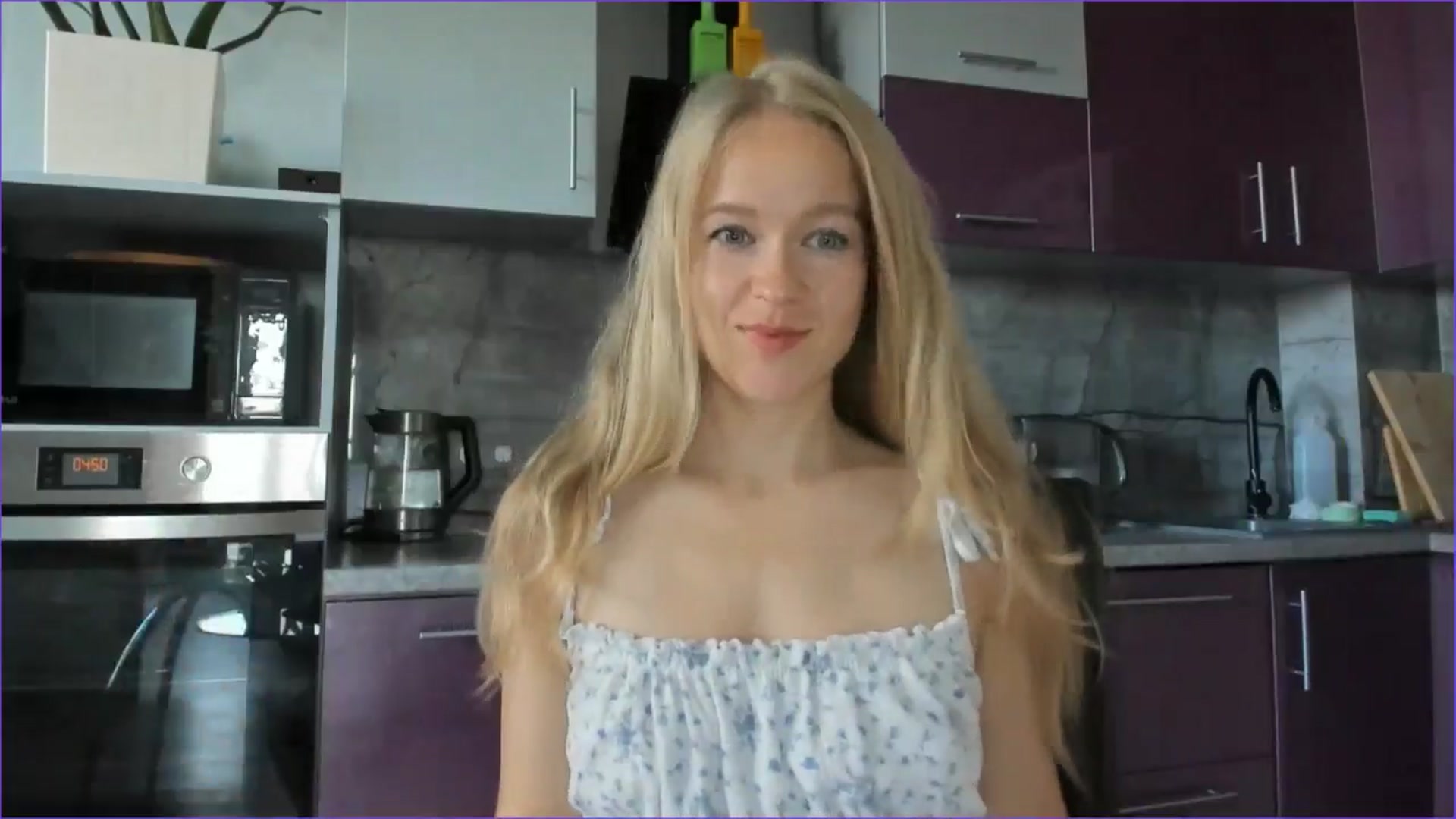 Gallery image thumbnail from Angel_Kristy's myfreecams stream on, 07/31/2025, 01:59 image 11 of 20