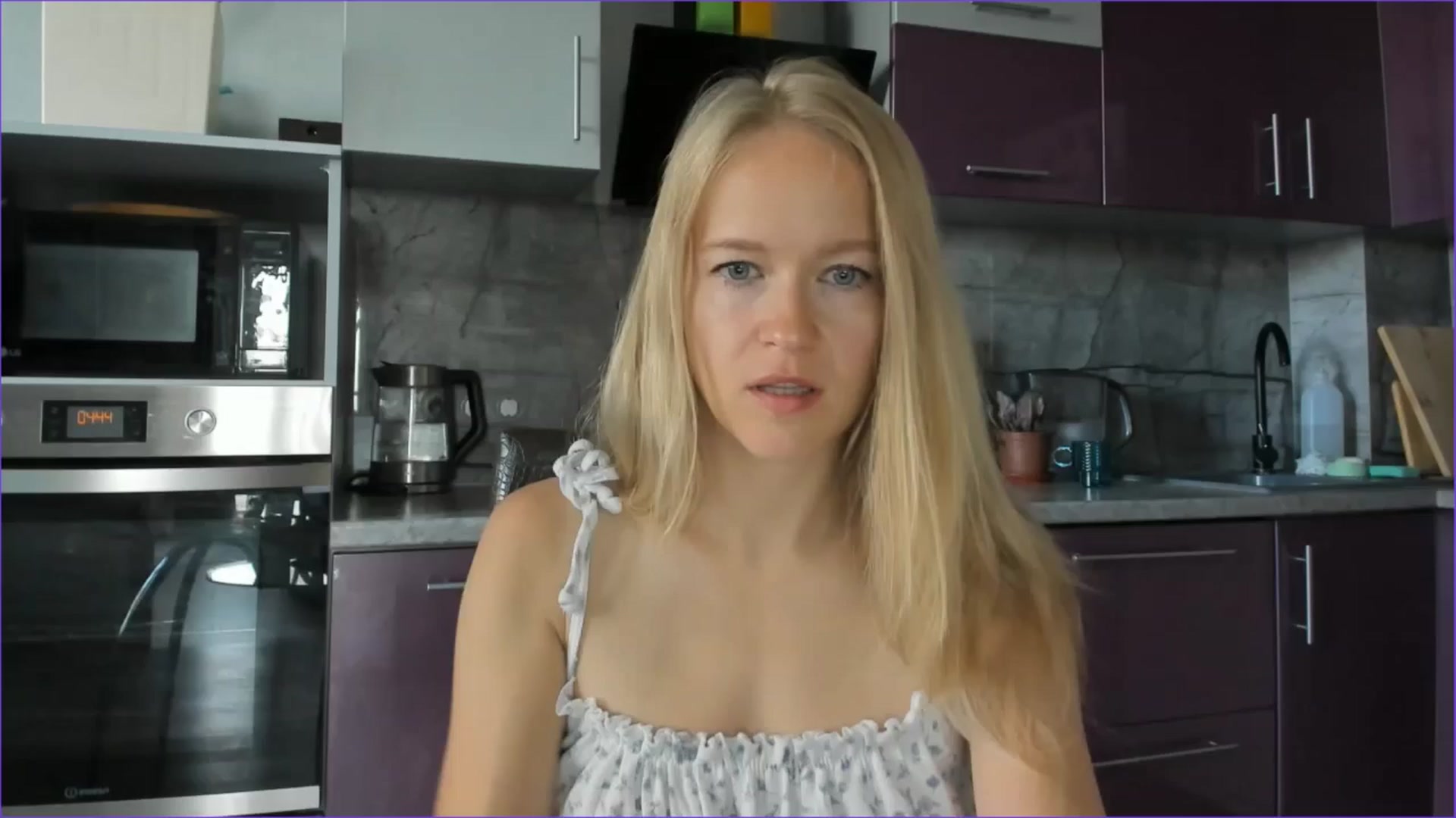 Gallery image thumbnail from Angel_Kristy's myfreecams stream on, 07/31/2025, 01:59 image 3 of 20
