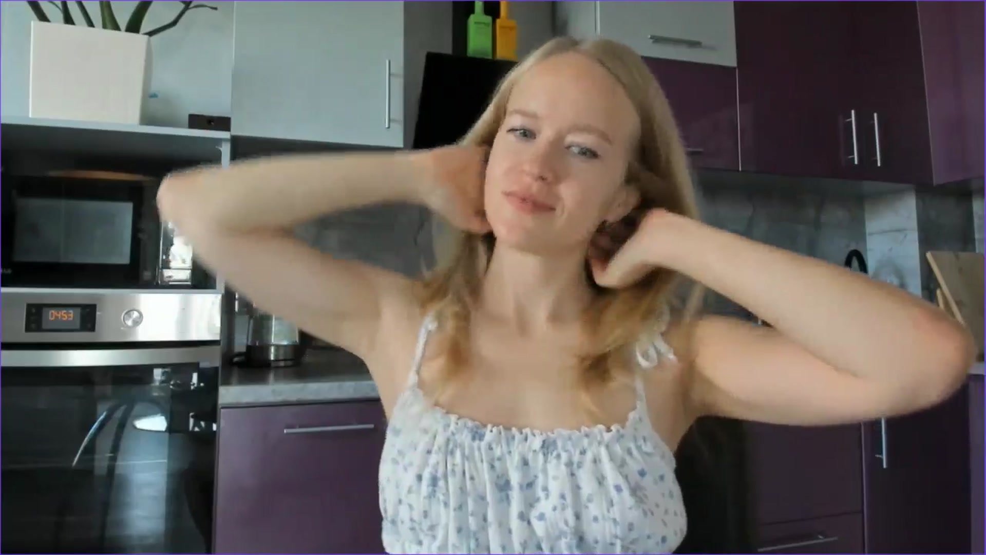 Gallery image thumbnail from Angel_Kristy's myfreecams stream on, 07/31/2025, 01:59 image 15 of 20