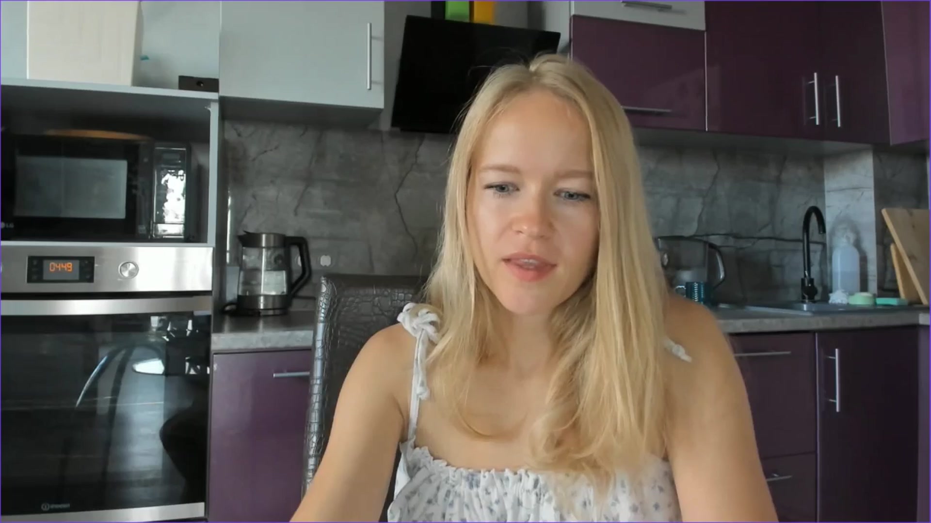 Gallery image thumbnail from Angel_Kristy's myfreecams stream on, 07/31/2025, 01:59 image 9 of 20