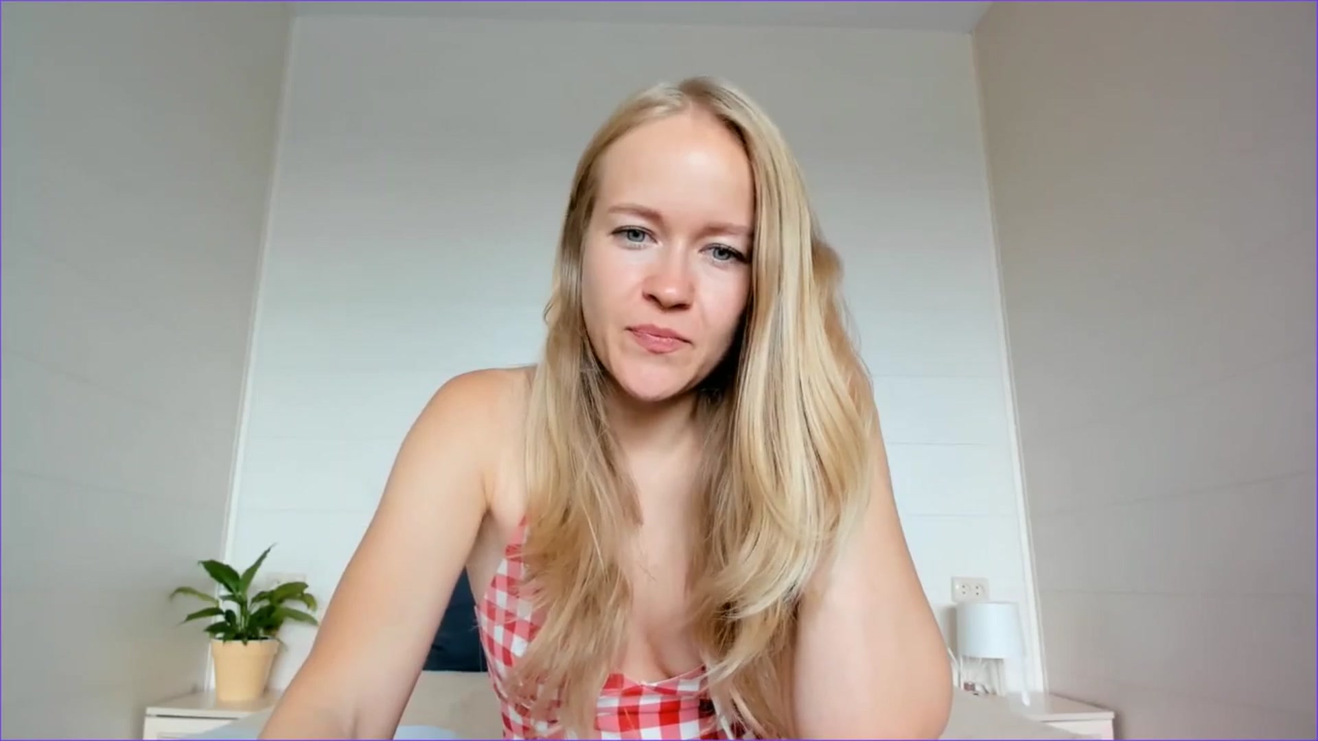 Gallery image thumbnail from Angel_Kristy's myfreecams stream on, 08/04/2025, 07:25 image 20 of 20