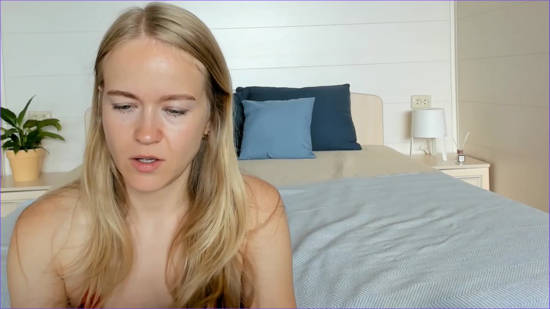Gallery image thumbnail from Angel_Kristy's myfreecams stream on, 08/05/2025, 06:00 image 9 of 20