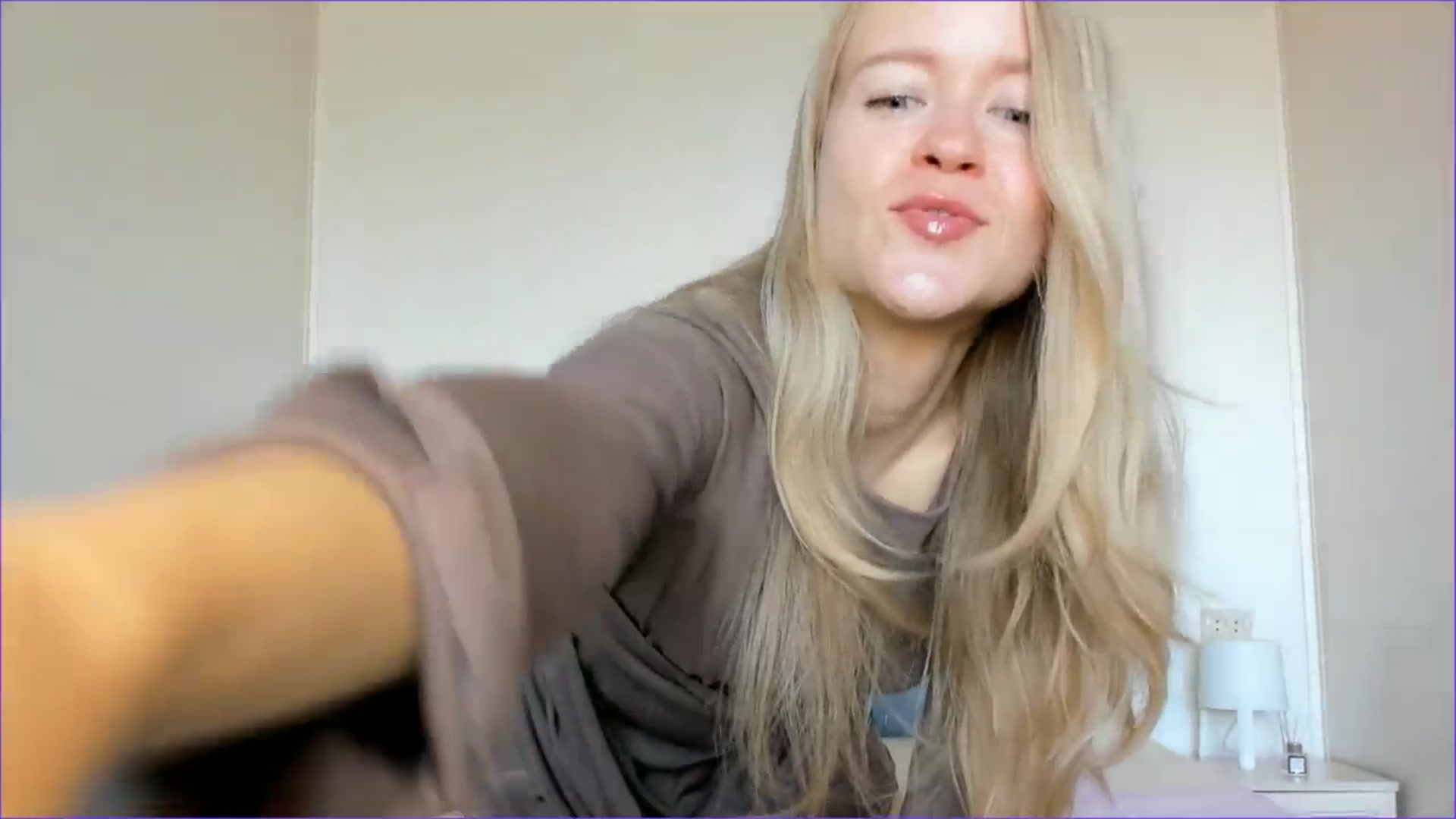 Gallery image thumbnail from Angel_Kristy's myfreecams stream on, 08/27/2025, 03:09 image 4 of 20