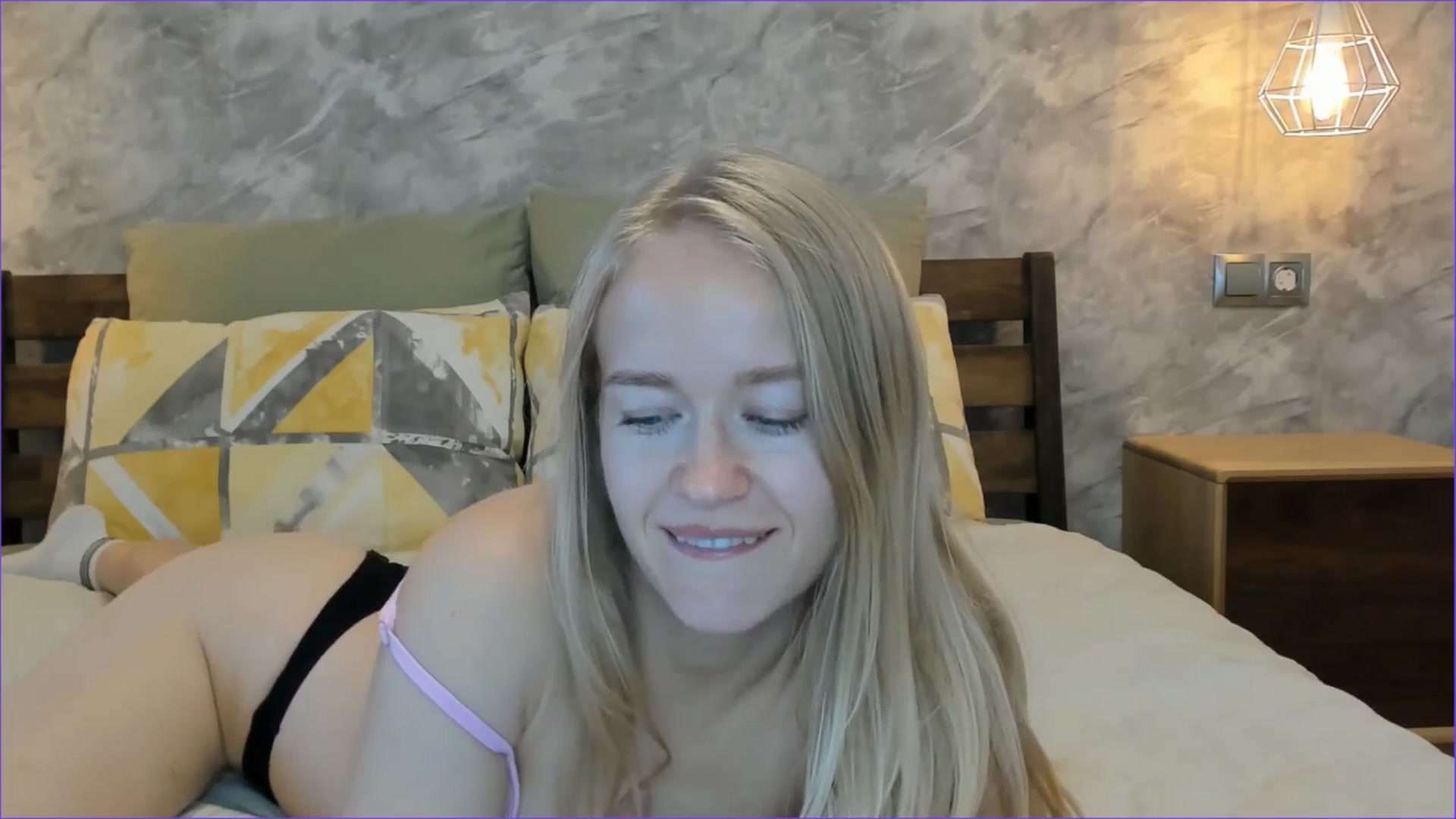 Gallery image thumbnail from Angel_Kristy's myfreecams stream on, 09/12/2025, 04:26 image 12 of 20