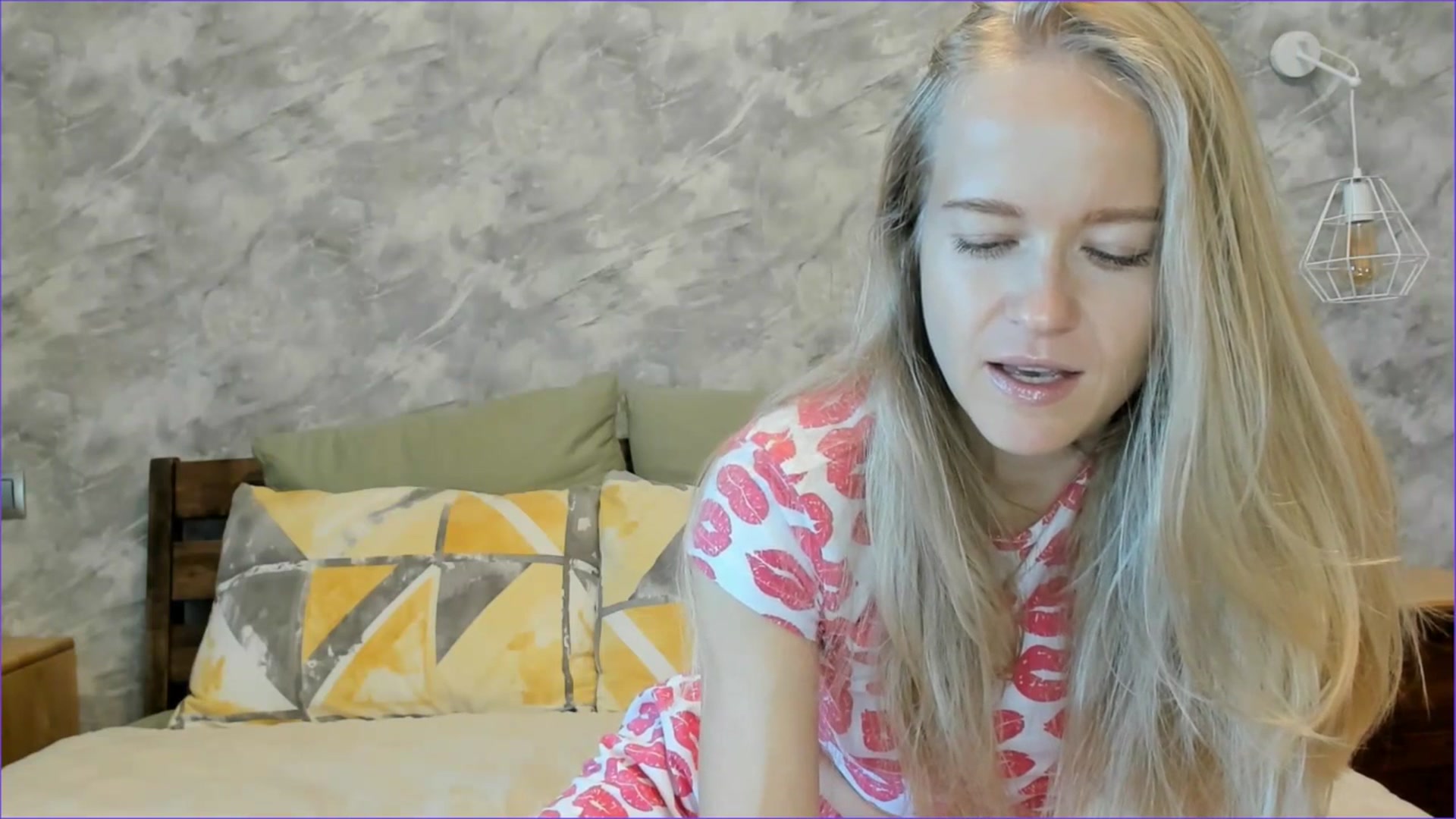 Gallery image thumbnail from Angel_Kristy's myfreecams stream on, 09/17/2025, 03:13 image 12 of 20