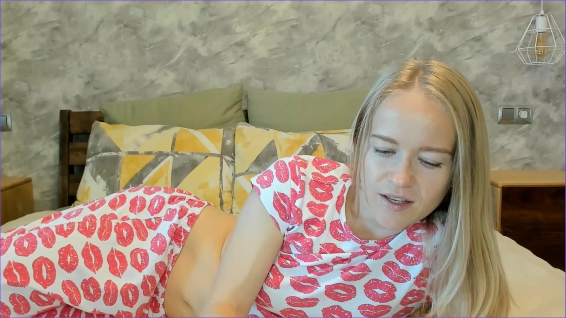 Gallery image thumbnail from Angel_Kristy's myfreecams stream on, 09/17/2025, 03:13 image 3 of 20