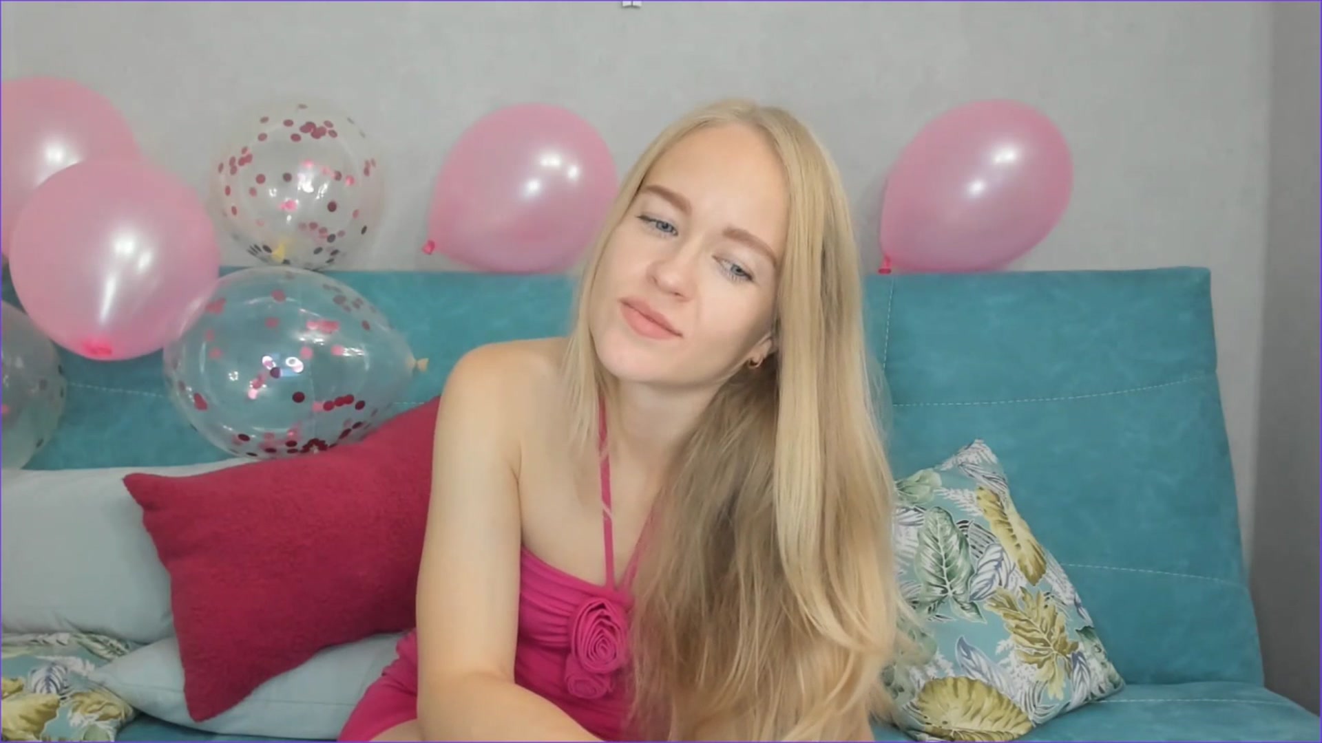 Gallery image thumbnail from Angel_Kristy's myfreecams stream on, 10/10/2025, 04:52 image 4 of 20