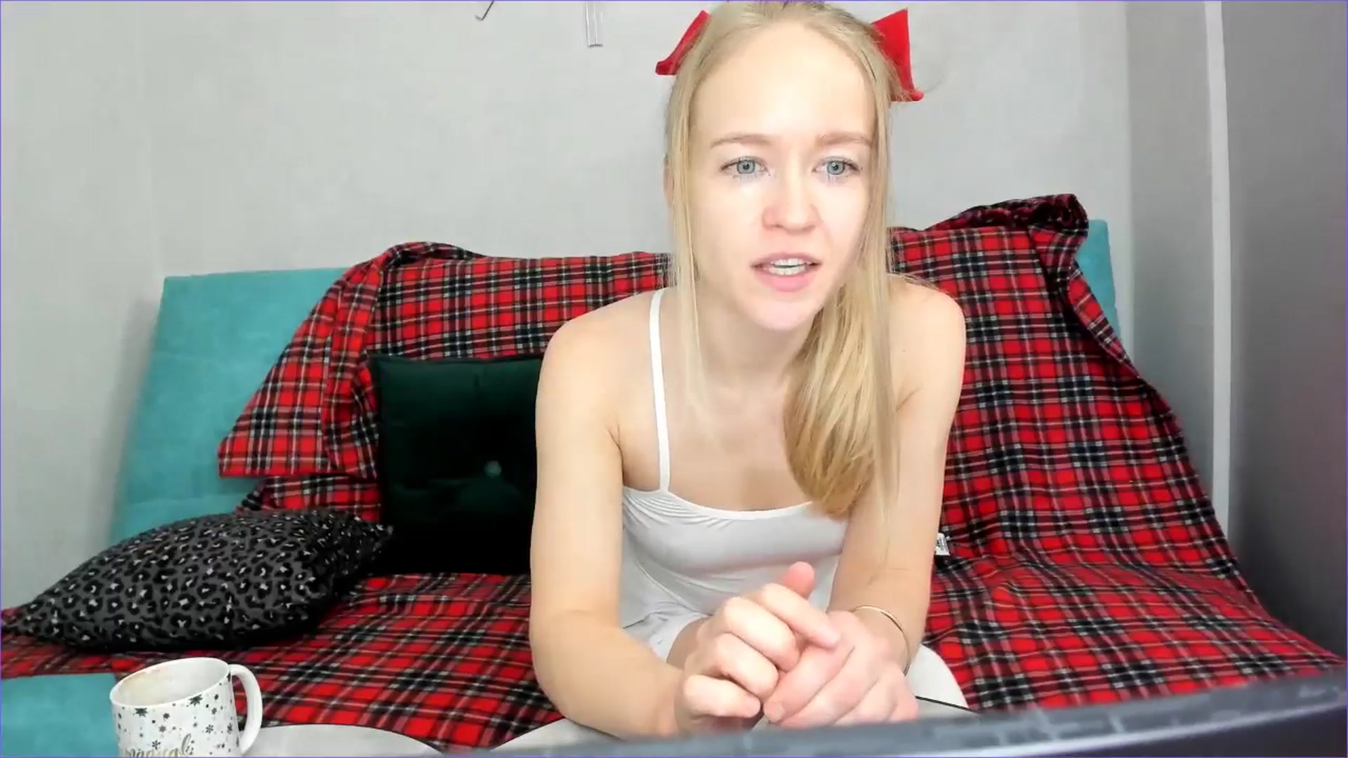 Gallery image thumbnail from Angel_Kristy's myfreecams stream on, 12/29/2025, 04:59 image 20 of 20