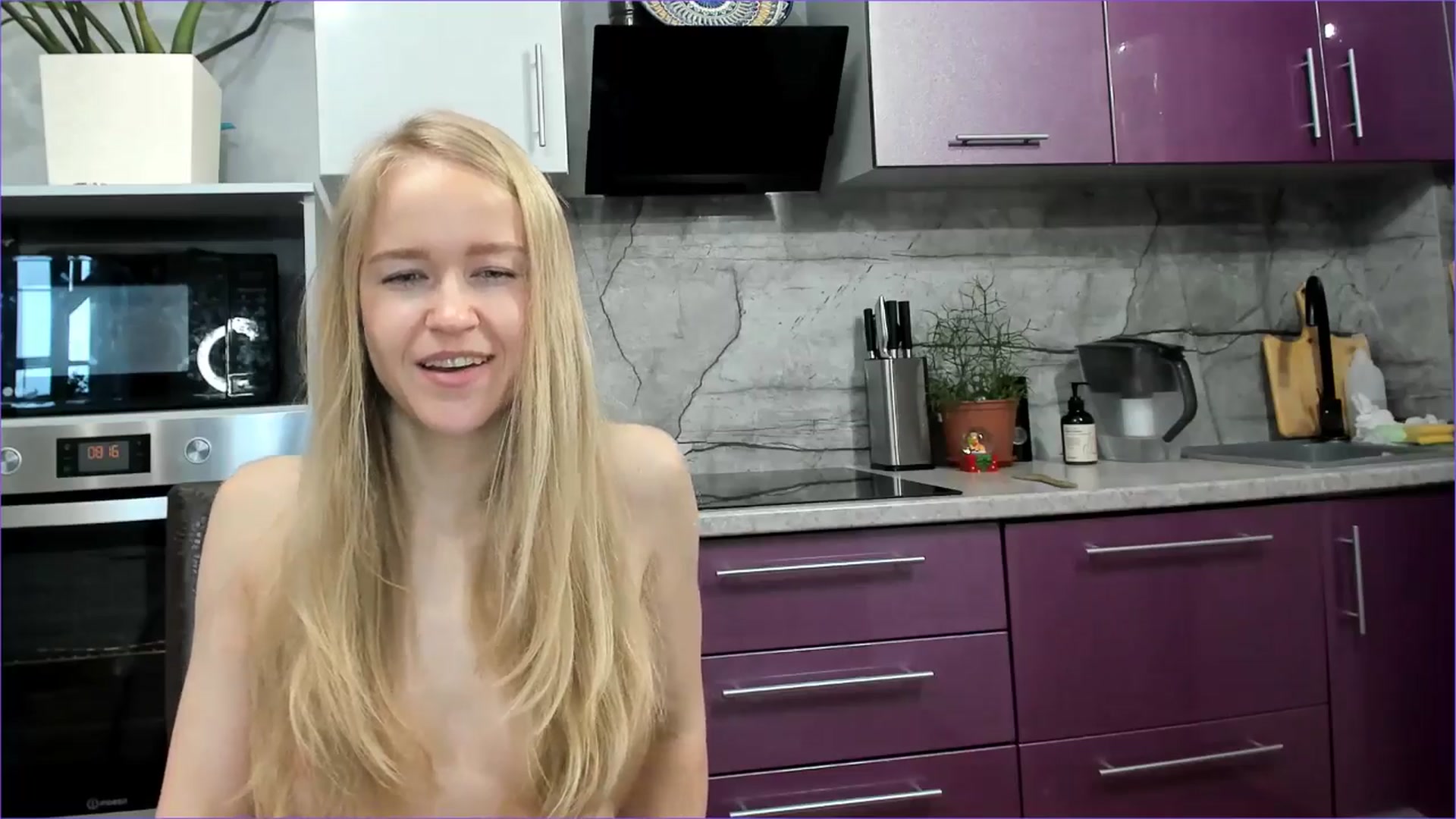 Gallery image thumbnail from Angel_Kristy's myfreecams stream on, 01/22/2026, 05:20 image 16 of 20