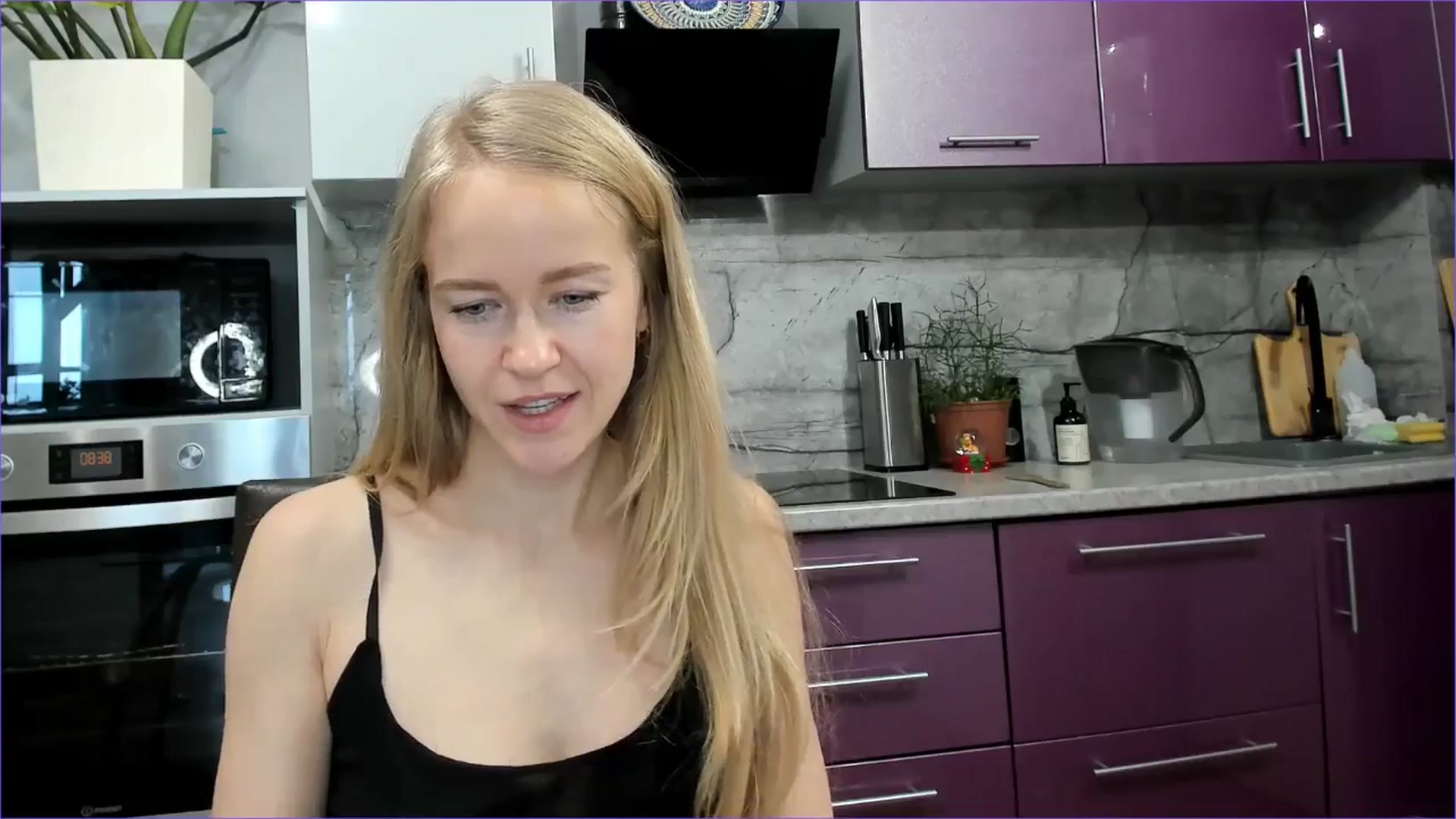 Gallery image thumbnail from Angel_Kristy's myfreecams stream on, 01/22/2026, 05:43 image 17 of 20