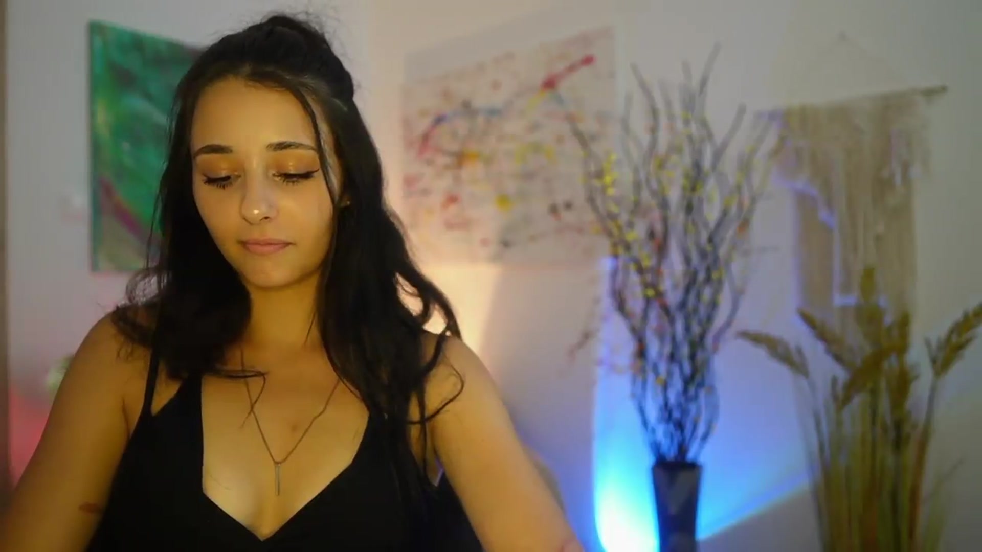 Gallery image thumbnail from Angel_Nice's myfreecams stream on, 06/25/2026, 21:03 image 8 of 20