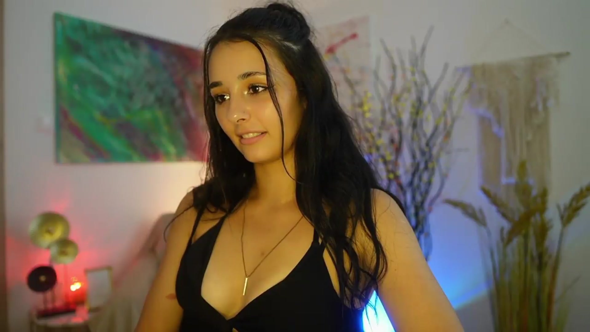 Gallery image thumbnail from Angel_Nice's myfreecams stream on, 06/25/2026, 21:03 image 17 of 20