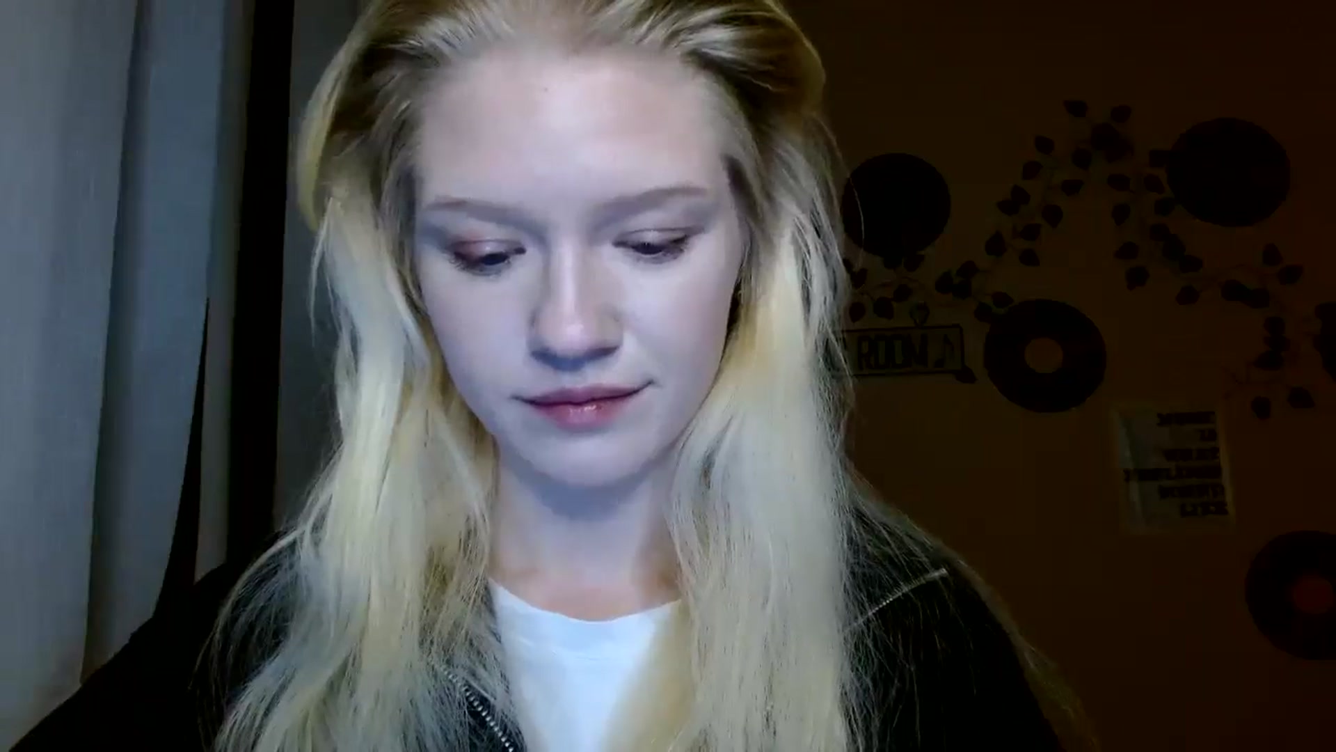 Gallery image thumbnail from Angel_baby's myfreecams stream on, 01/12/2026, 16:07 image 8 of 20