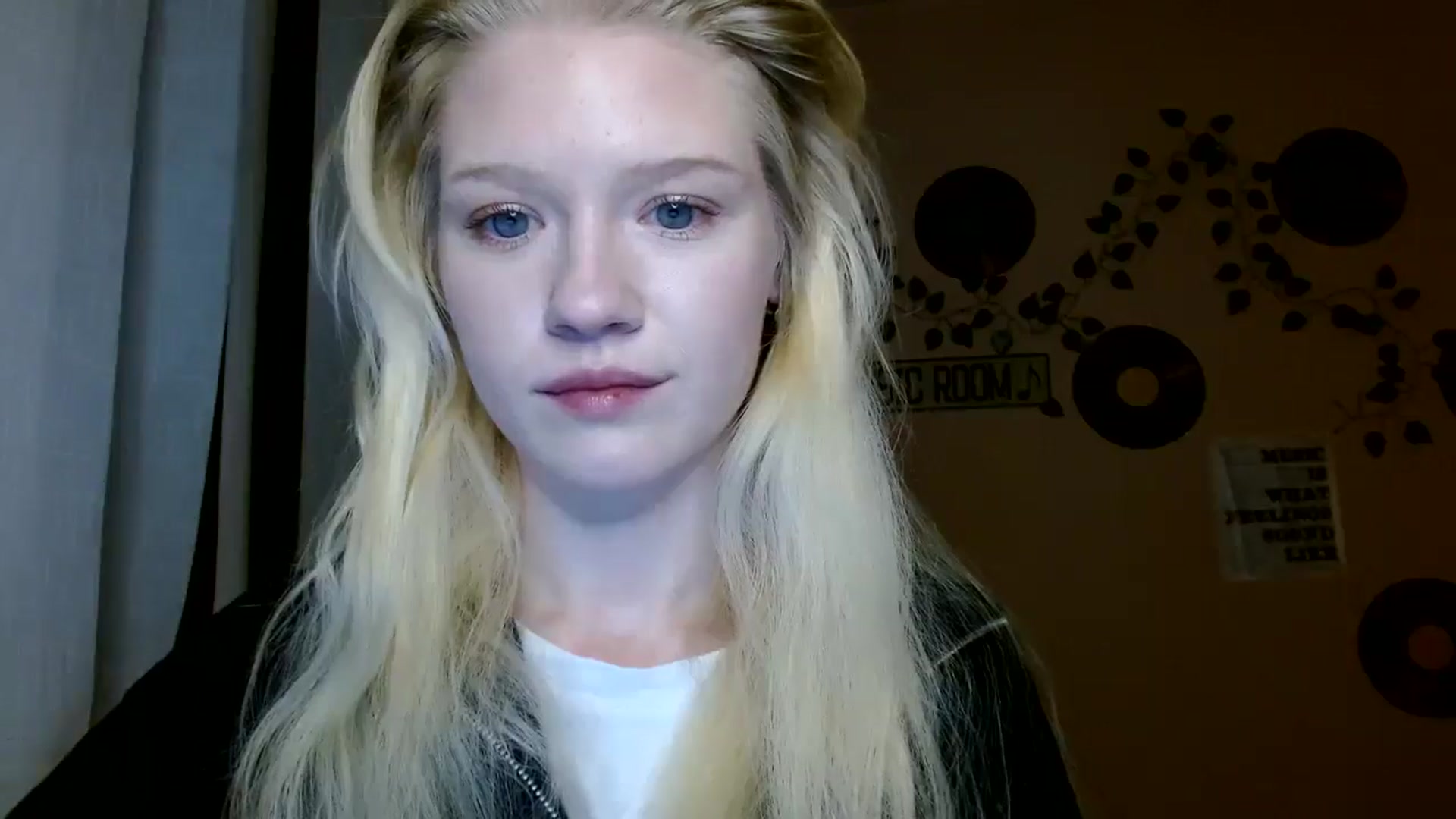 Gallery image thumbnail from Angel_baby's myfreecams stream on, 01/12/2026, 16:07 image 4 of 20