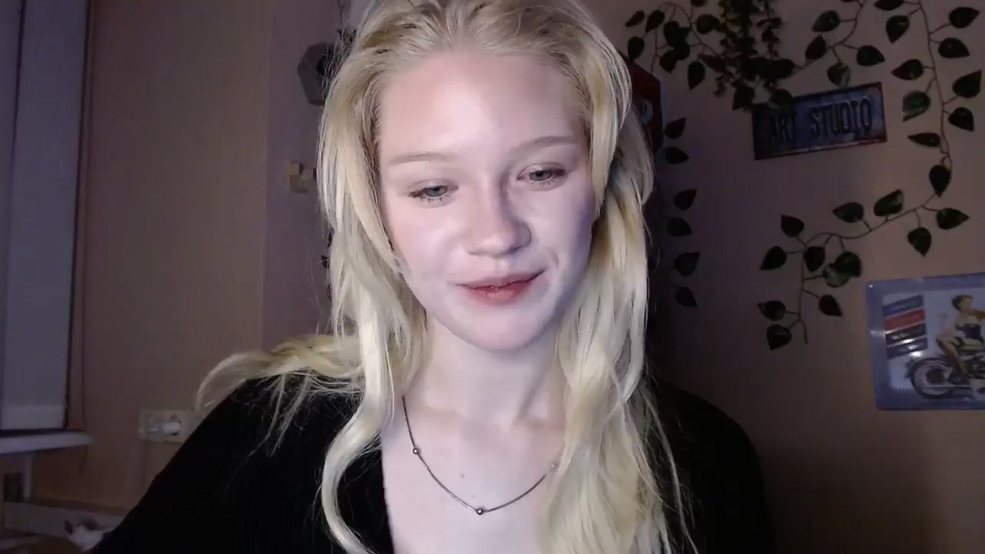 Gallery image thumbnail from Angel_baby's myfreecams stream on, 01/13/2026, 18:21 image 16 of 20