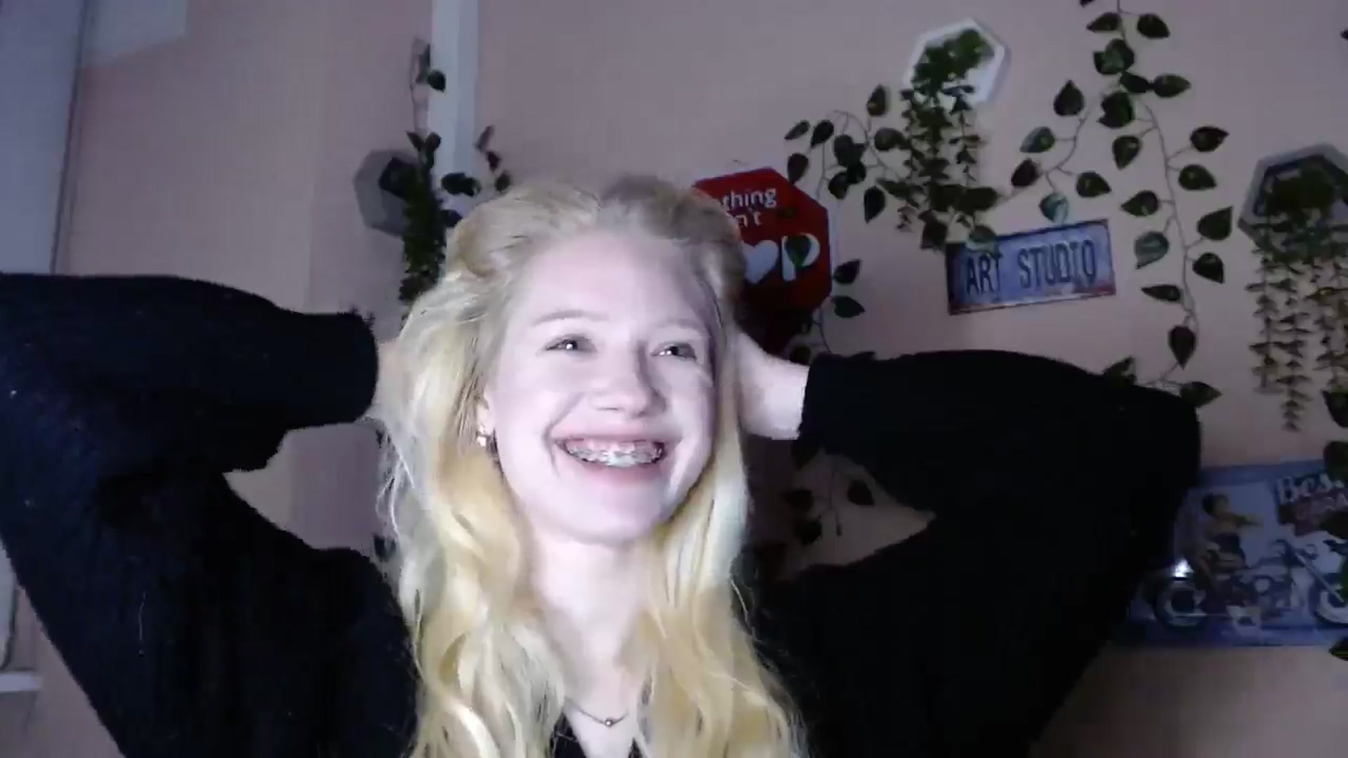 Gallery image thumbnail from Angel_baby's myfreecams stream on, 01/13/2026, 18:21 image 3 of 20