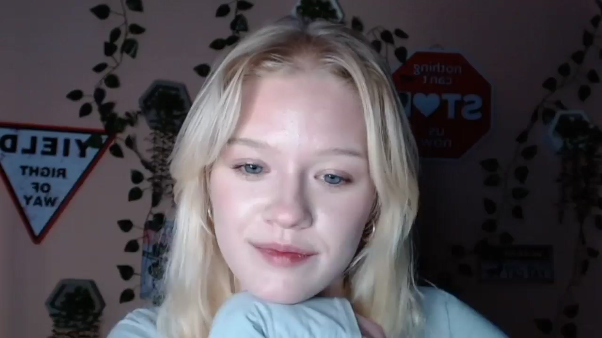 Gallery image thumbnail from Angel_baby's myfreecams stream on, 01/14/2026, 15:32 image 16 of 20