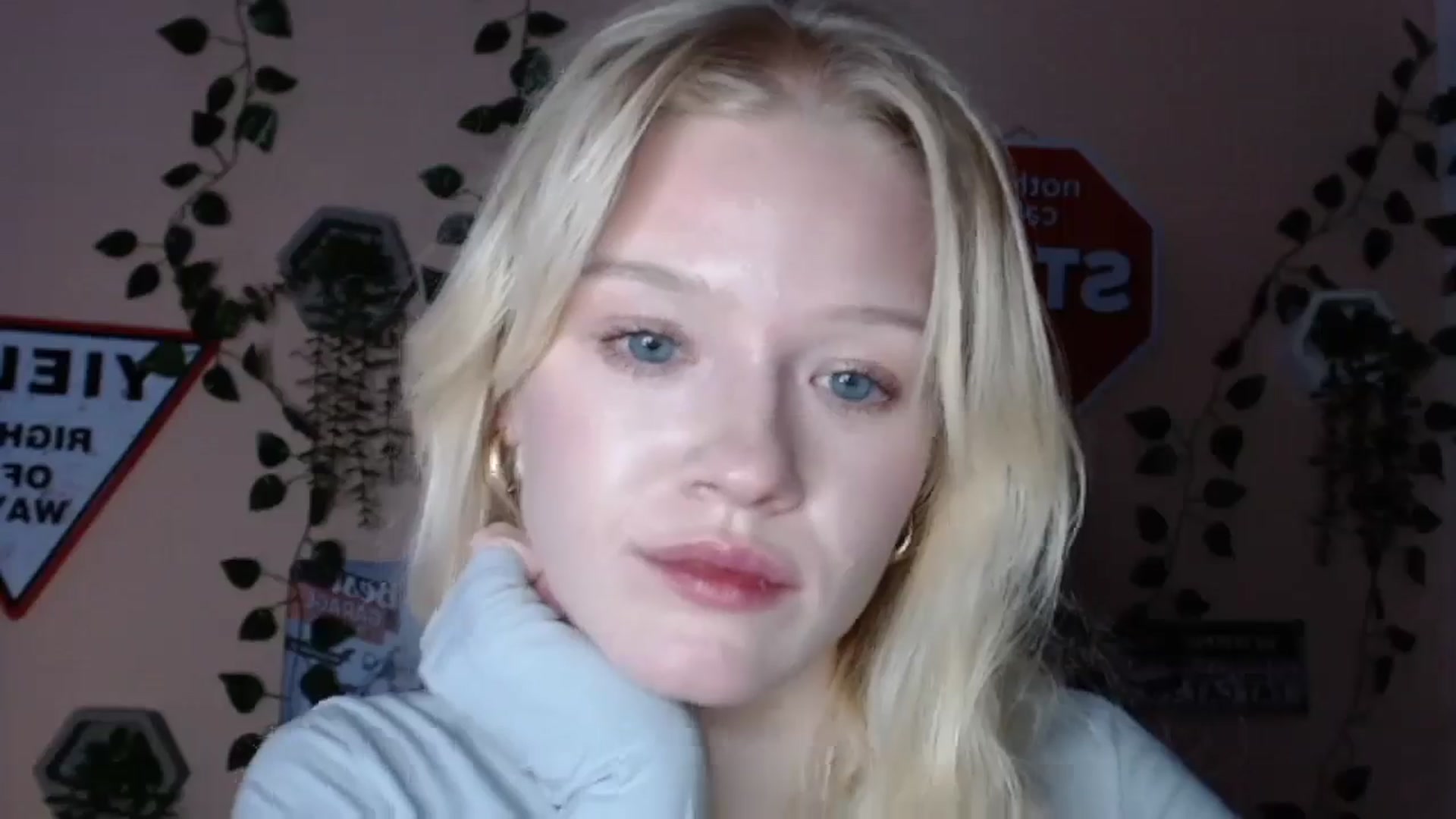 Gallery image thumbnail from Angel_baby's myfreecams stream on, 01/14/2026, 16:44 image 17 of 20