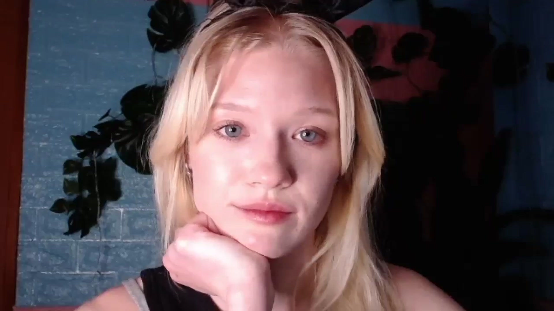 Gallery image thumbnail from Angel_baby's myfreecams stream on, 01/15/2026, 18:19 image 10 of 20