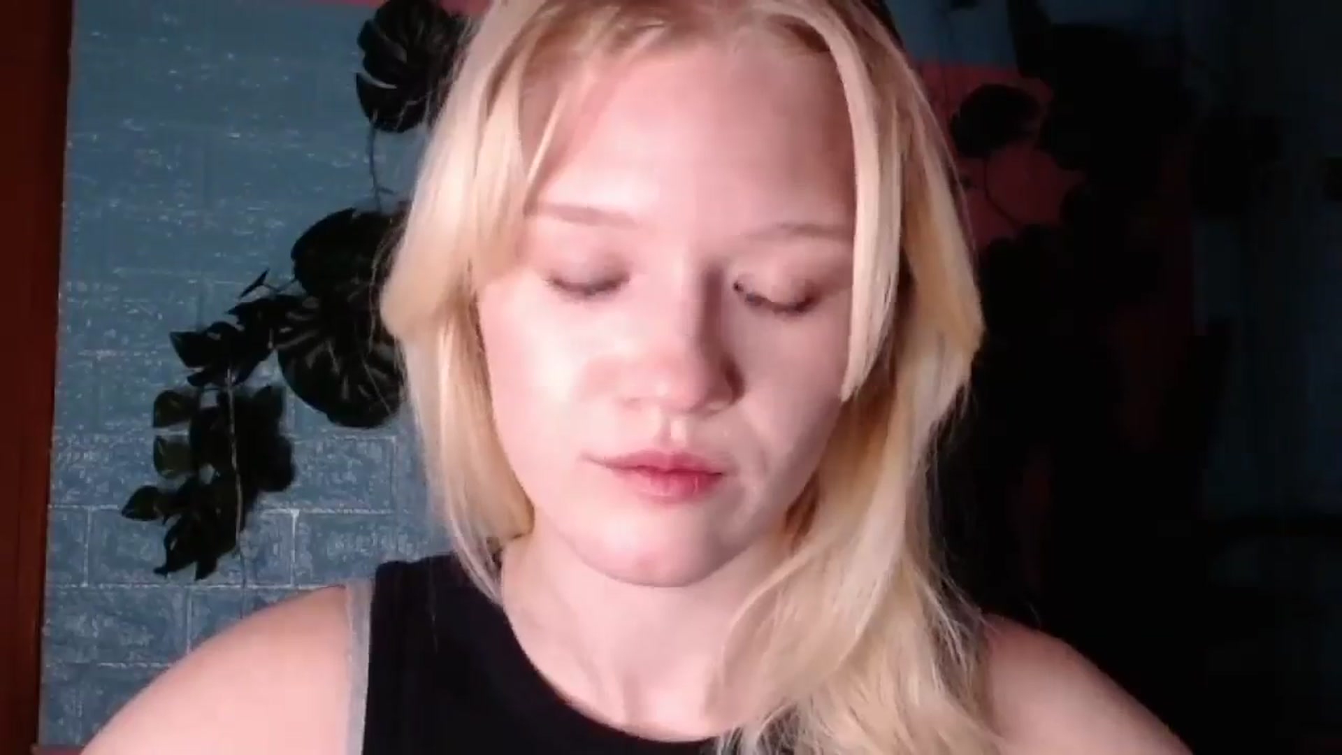 Gallery image thumbnail from Angel_baby's myfreecams stream on, 01/15/2026, 18:19 image 12 of 20