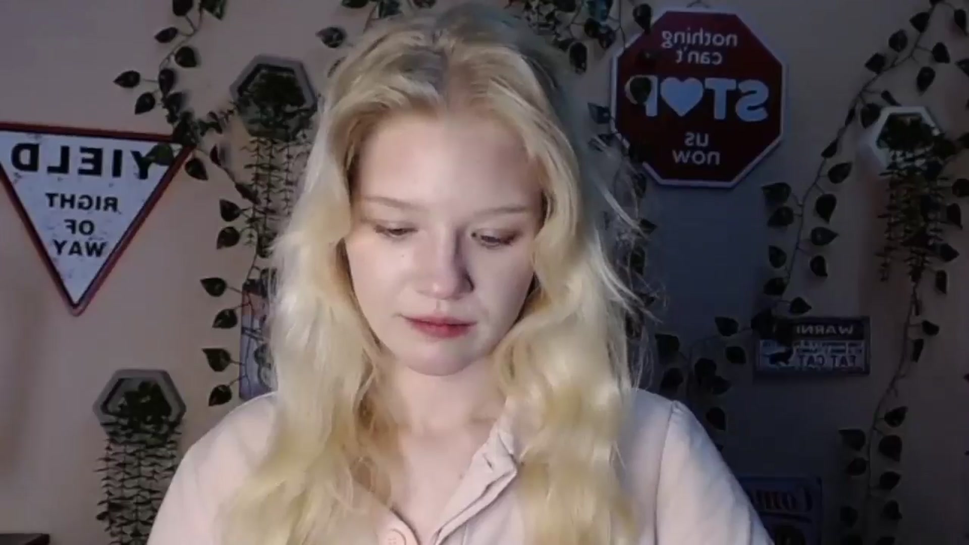Gallery image thumbnail from Angel_baby's myfreecams stream on, 01/18/2026, 02:09 image 13 of 20