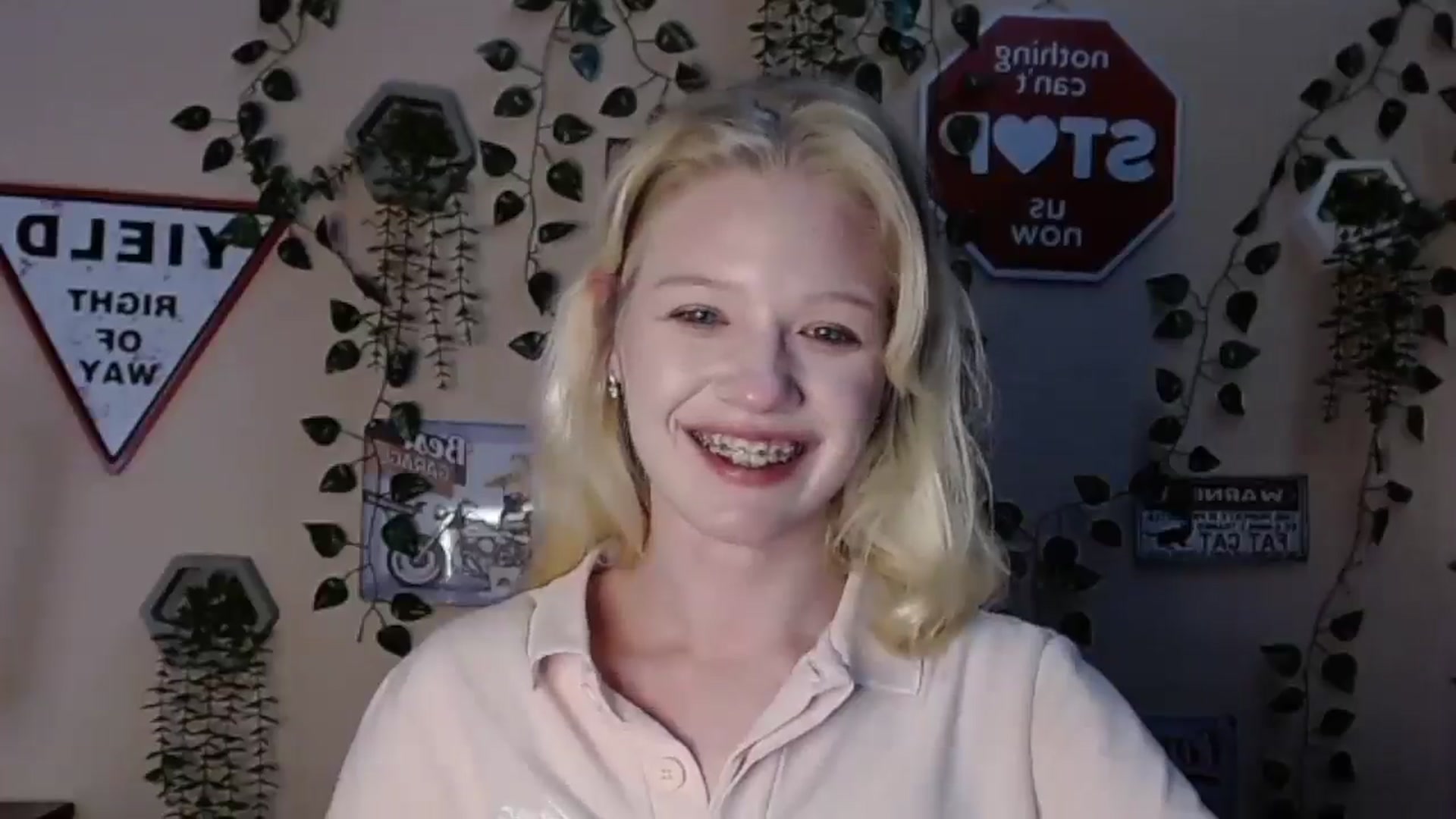 Gallery image thumbnail from Angel_baby's myfreecams stream on, 01/18/2026, 02:09 image 17 of 20