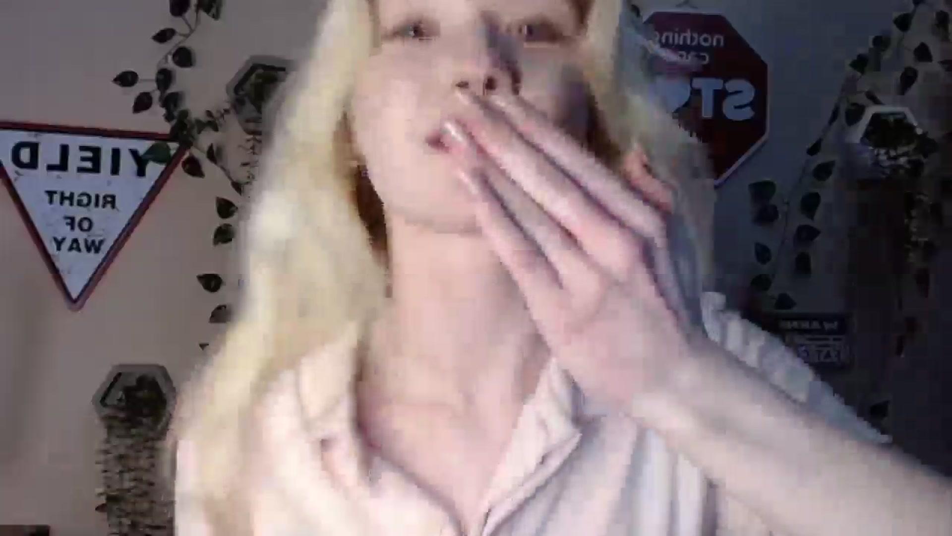 Gallery image thumbnail from Angel_baby's myfreecams stream on, 01/18/2026, 02:09 image 14 of 20