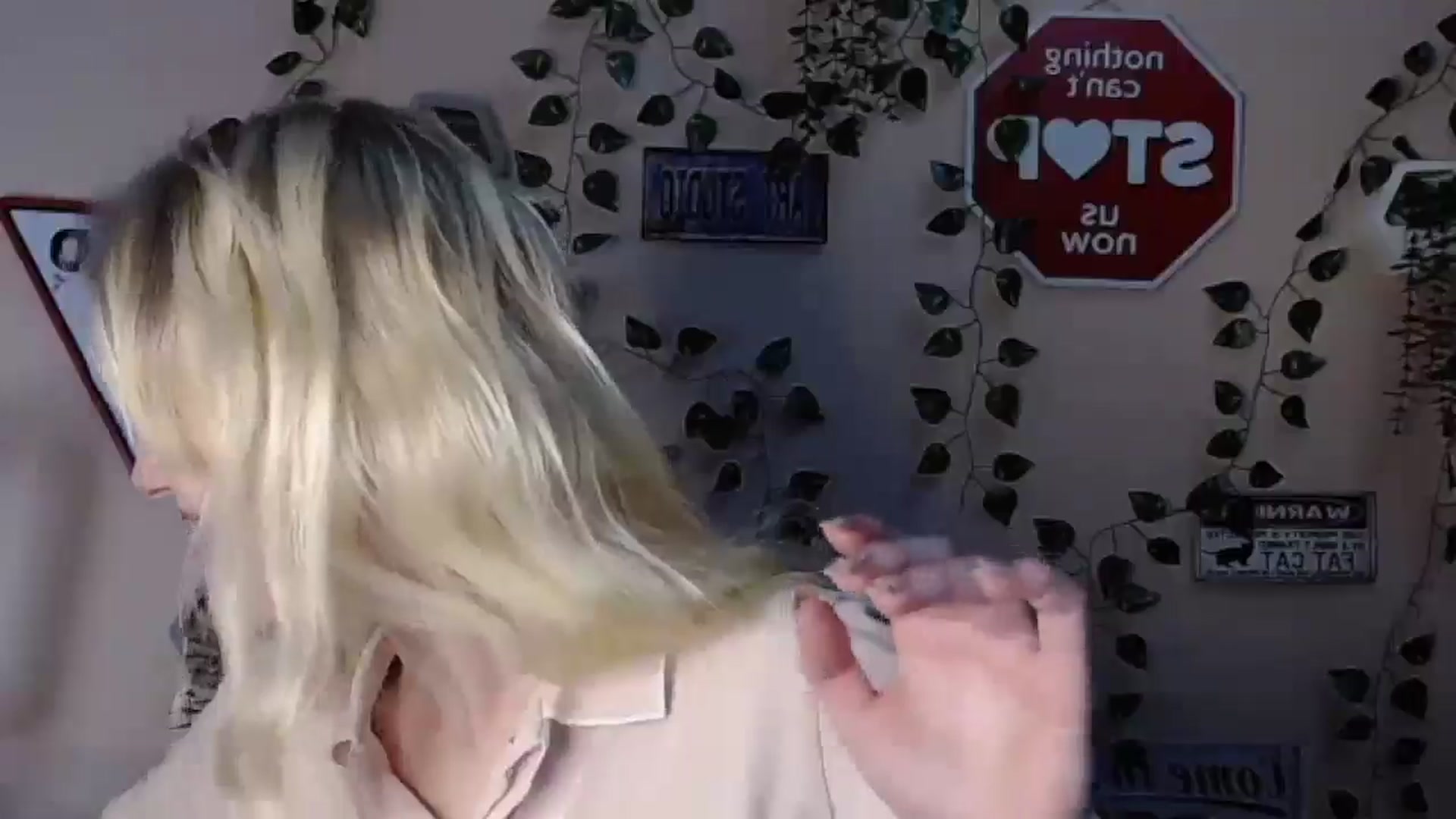 Gallery image thumbnail from Angel_baby's myfreecams stream on, 01/18/2026, 03:58 image 18 of 20