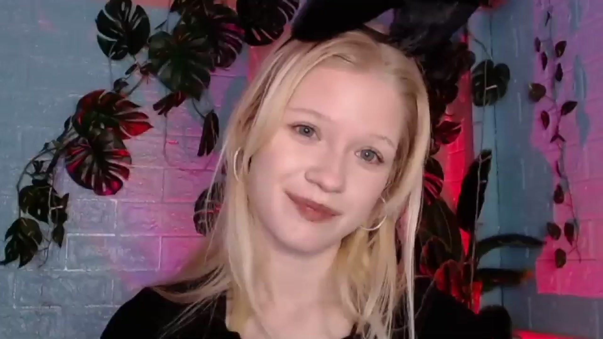 Gallery image thumbnail from Angel_baby's myfreecams stream on, 01/21/2026, 17:58 image 15 of 20