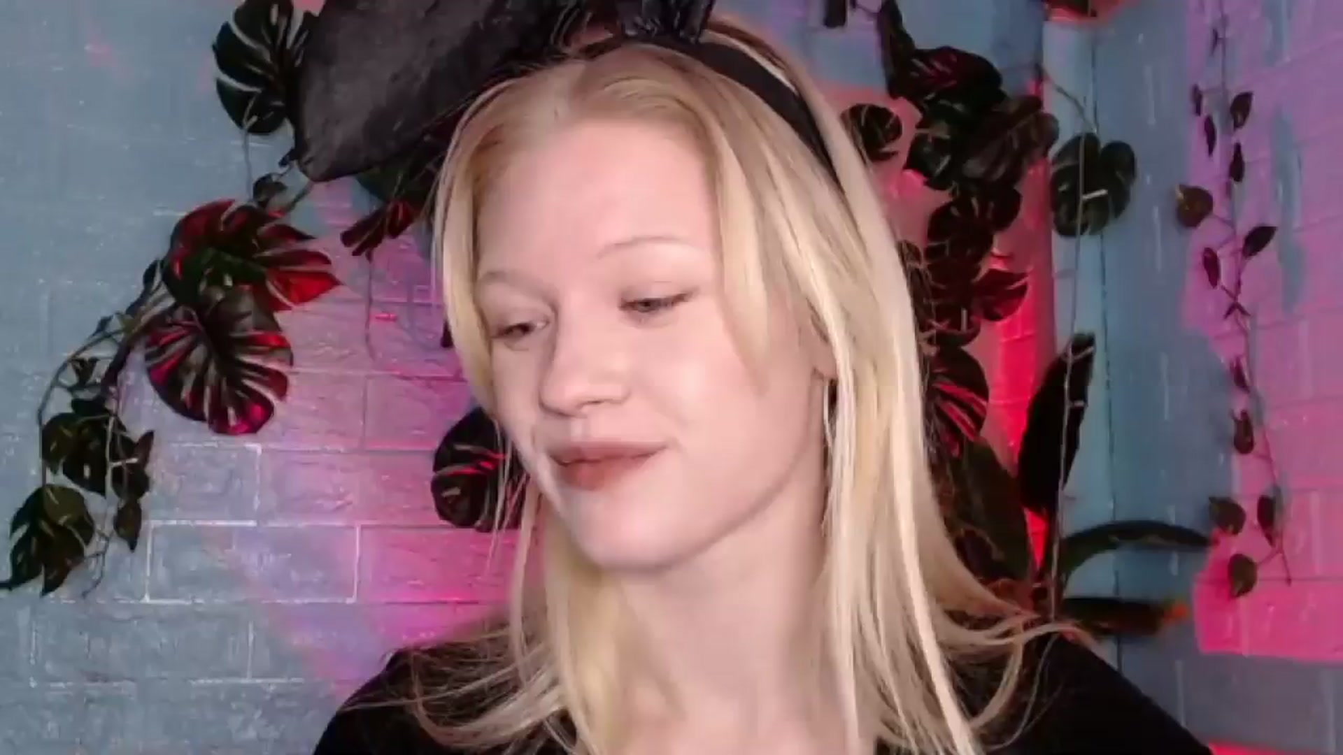 Gallery image thumbnail from Angel_baby's myfreecams stream on, 01/21/2026, 17:58 image 19 of 20