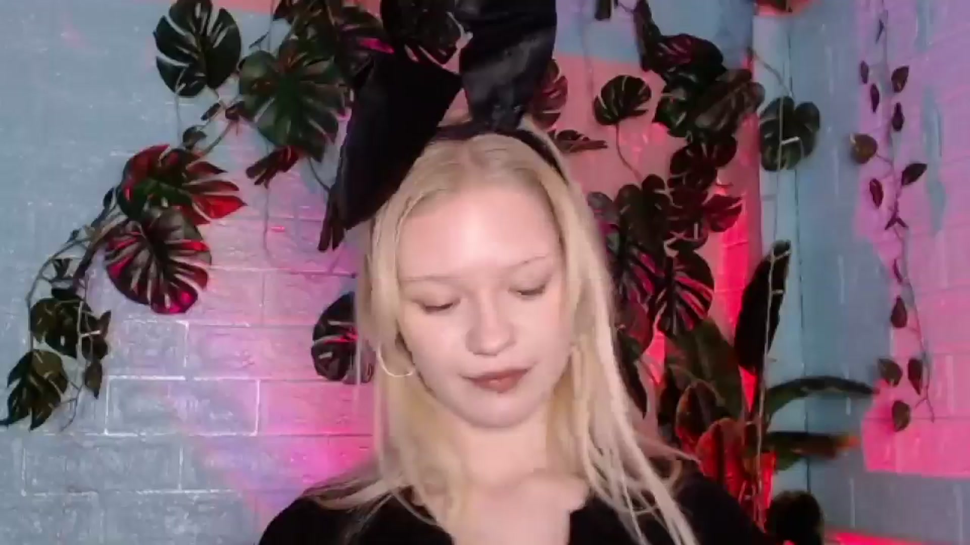 Gallery image thumbnail from Angel_baby's myfreecams stream on, 01/21/2026, 17:58 image 18 of 20